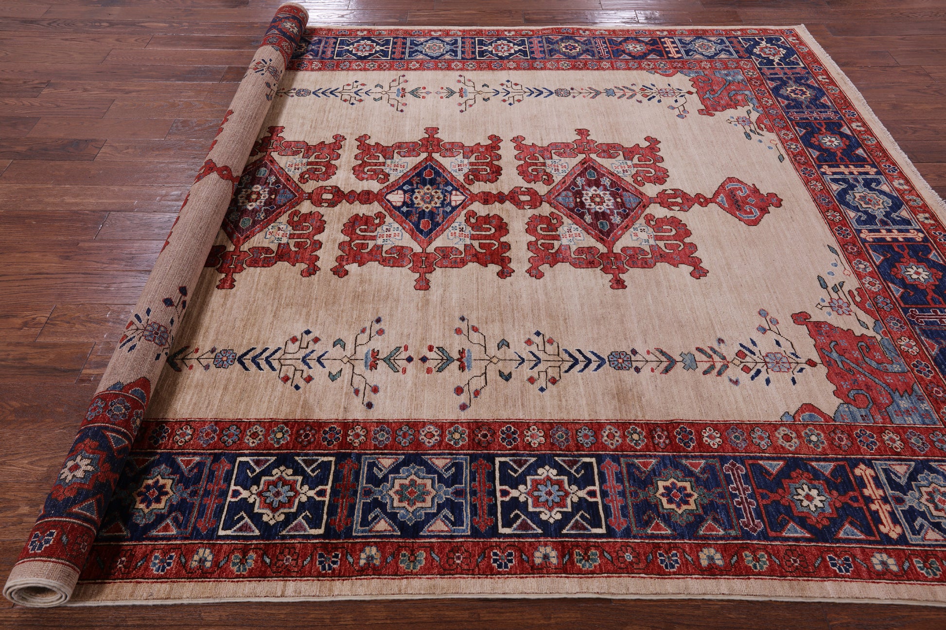 Ivory Persian Fine Serapi Handmade Wool Rug - 7' 9" X 9' 7" - Golden Nile