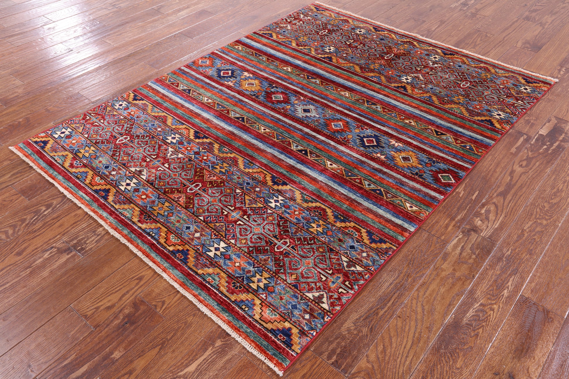 Khorjin Persian Gabbeh Hand Knotted Wool Rug - 4' 10" X 6' 6" - Golden Nile