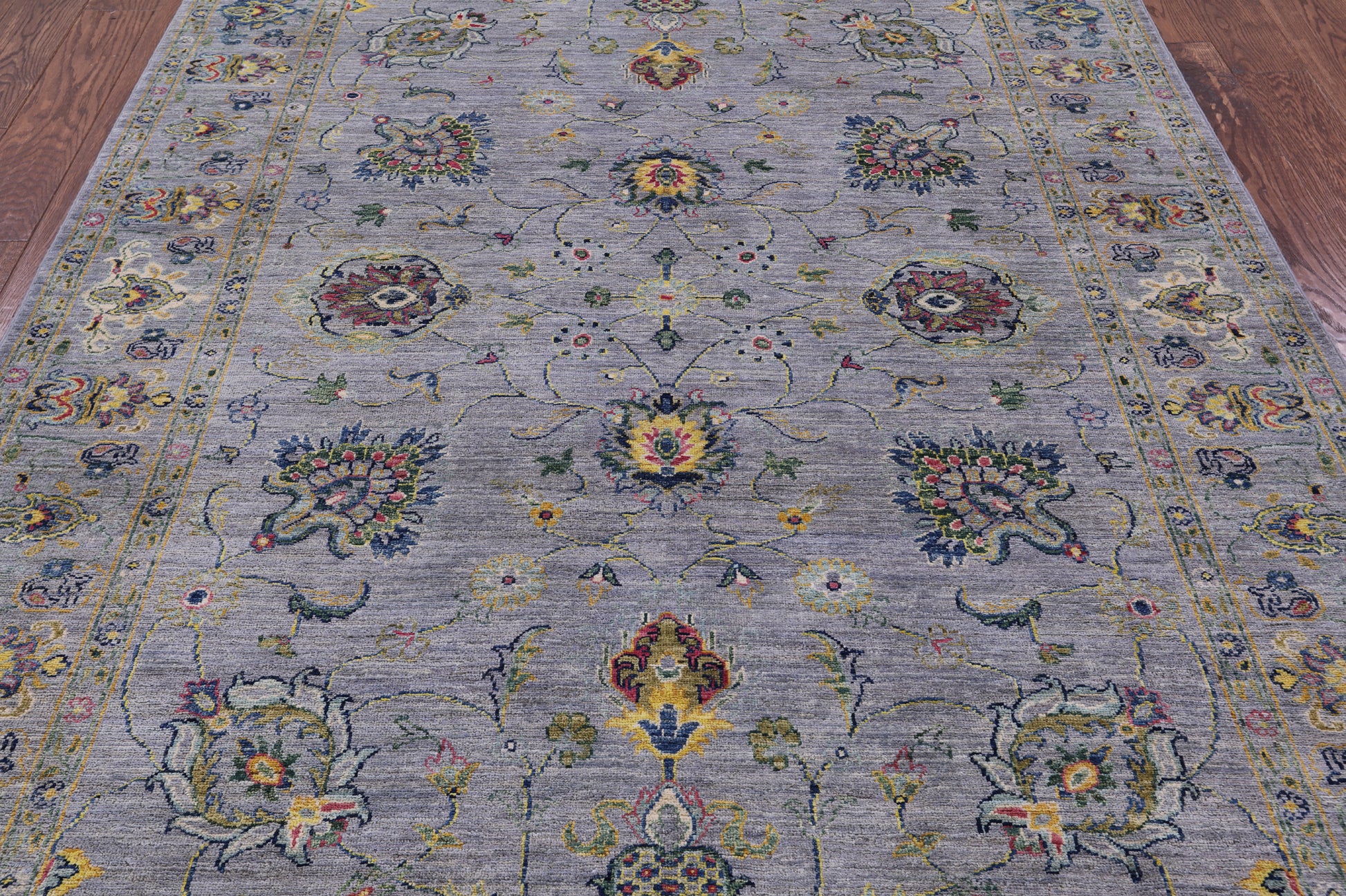 Peshawar Hand Knotted Wool Rug - 5' 10" X 8' 0" - Golden Nile