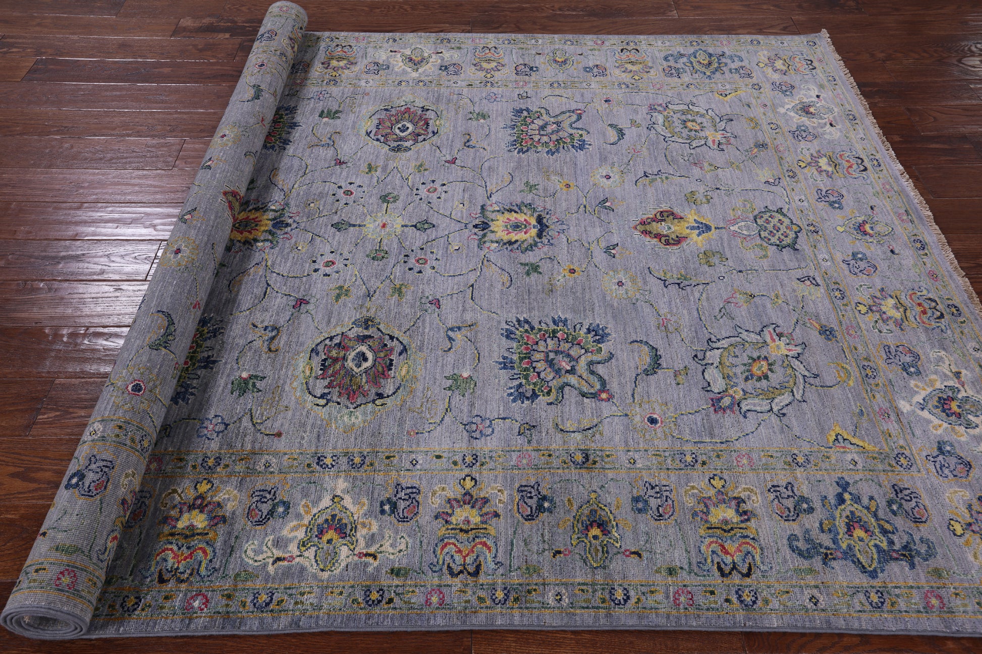 Peshawar Hand Knotted Wool Rug - 5' 10" X 8' 0" - Golden Nile