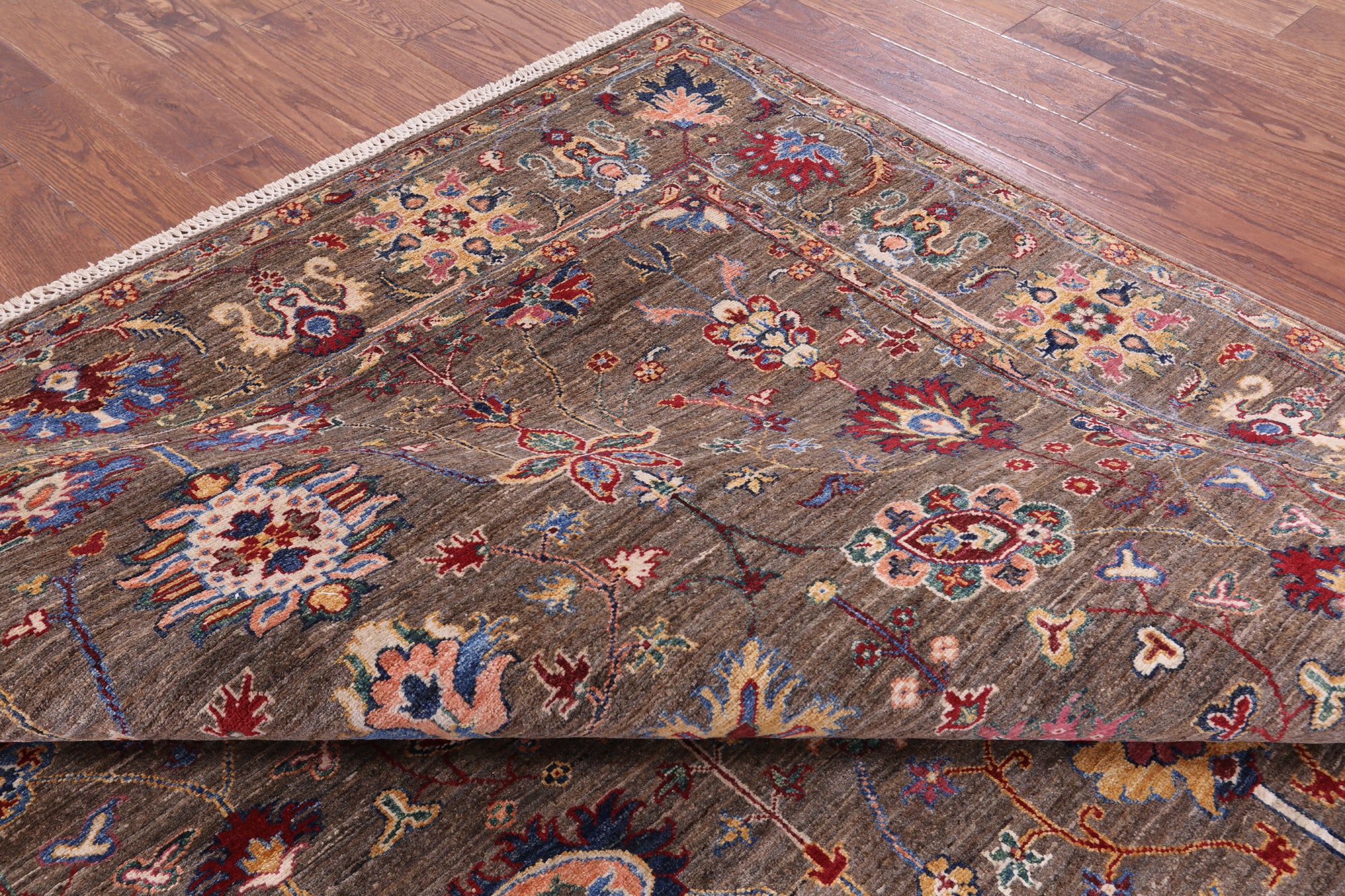 Peshawar Hand Knotted Wool Rug - 6' 9" X 9' 8" - Golden Nile