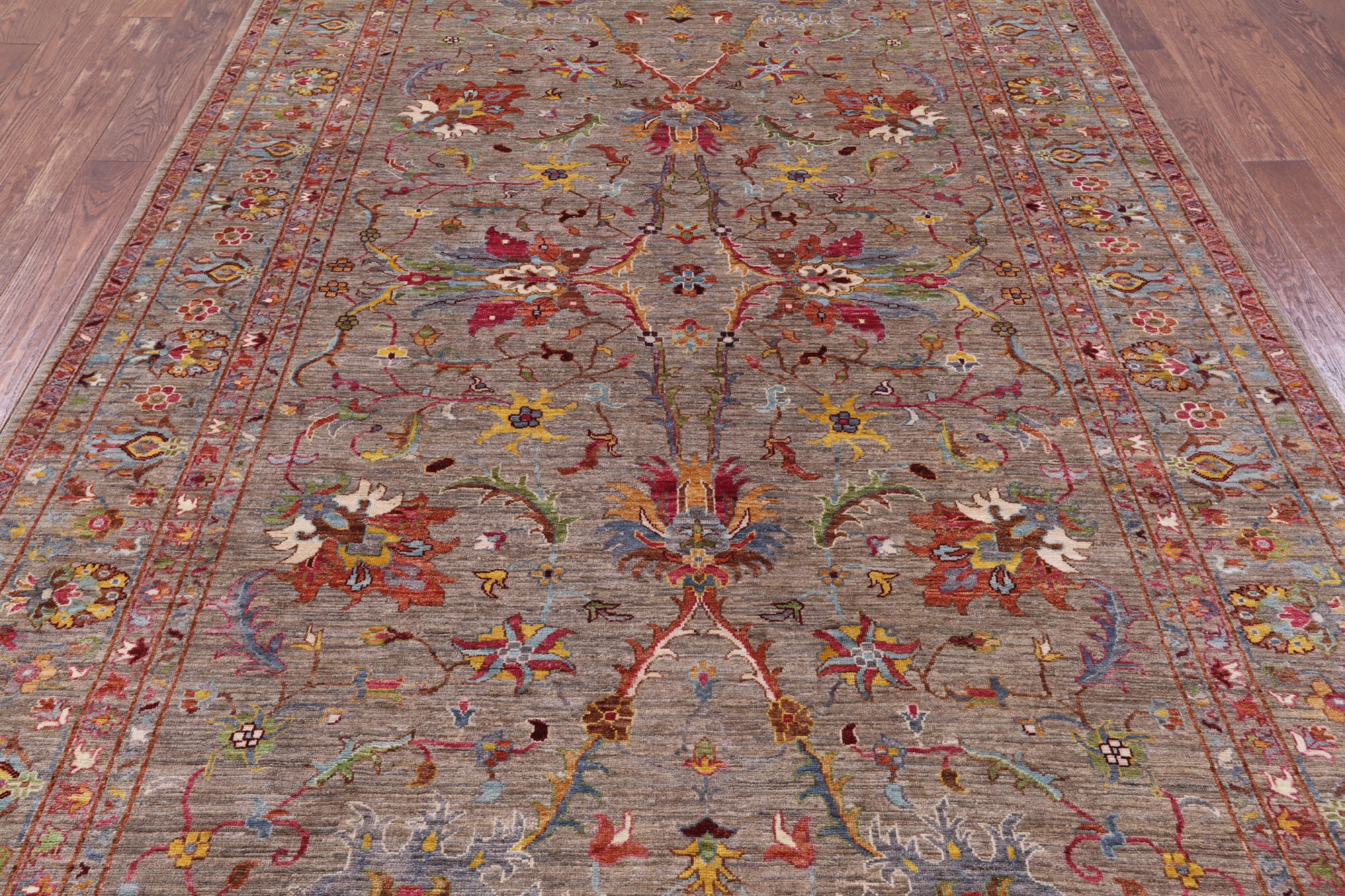 Peshawar Hand Knotted Wool Rug - 6' 9" X 10' 0" - Golden Nile