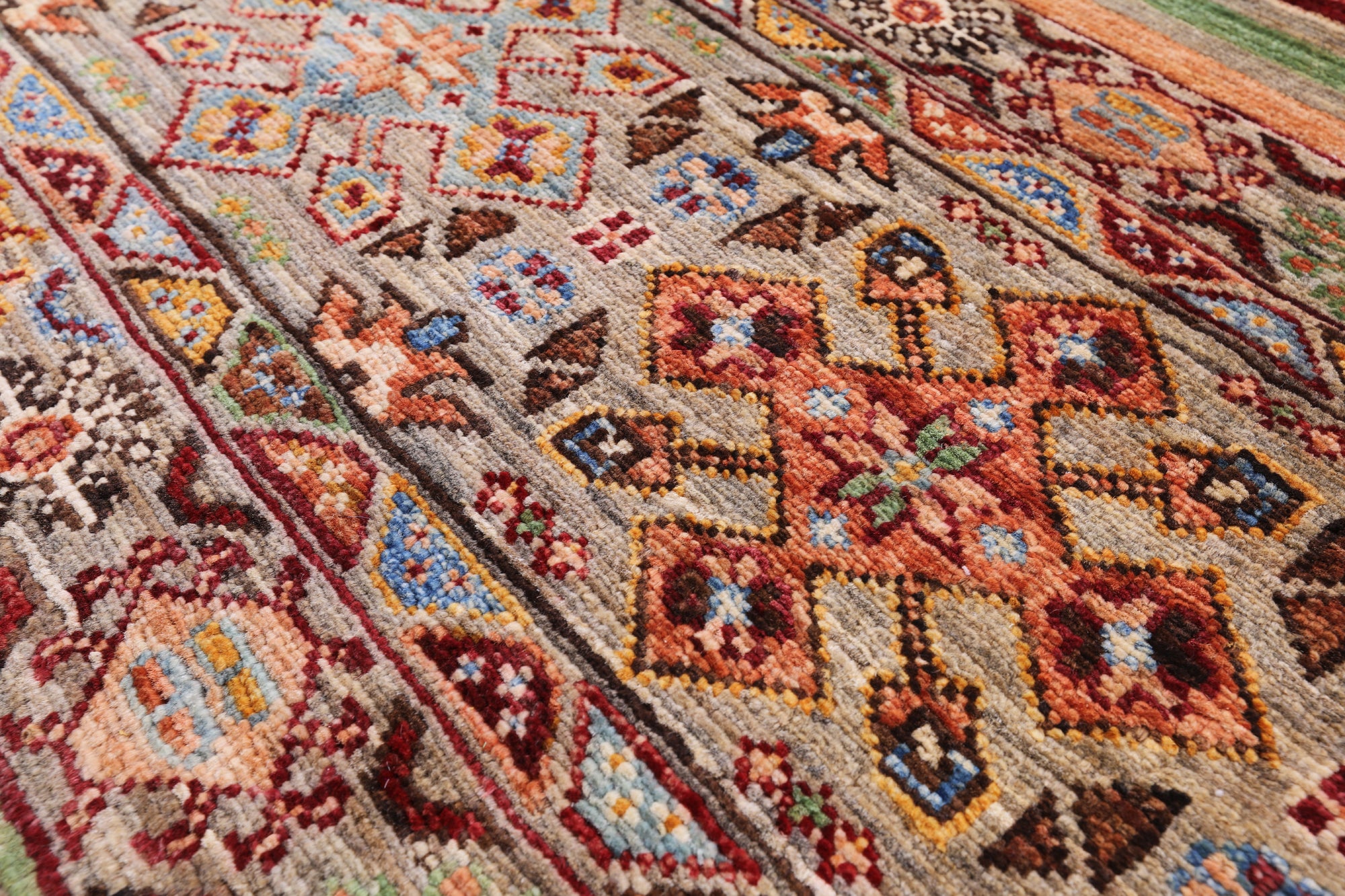 Khorjin Persian Gabbeh Hand Knotted Wool Rug - 2' 8" X 4' 1" - Golden Nile