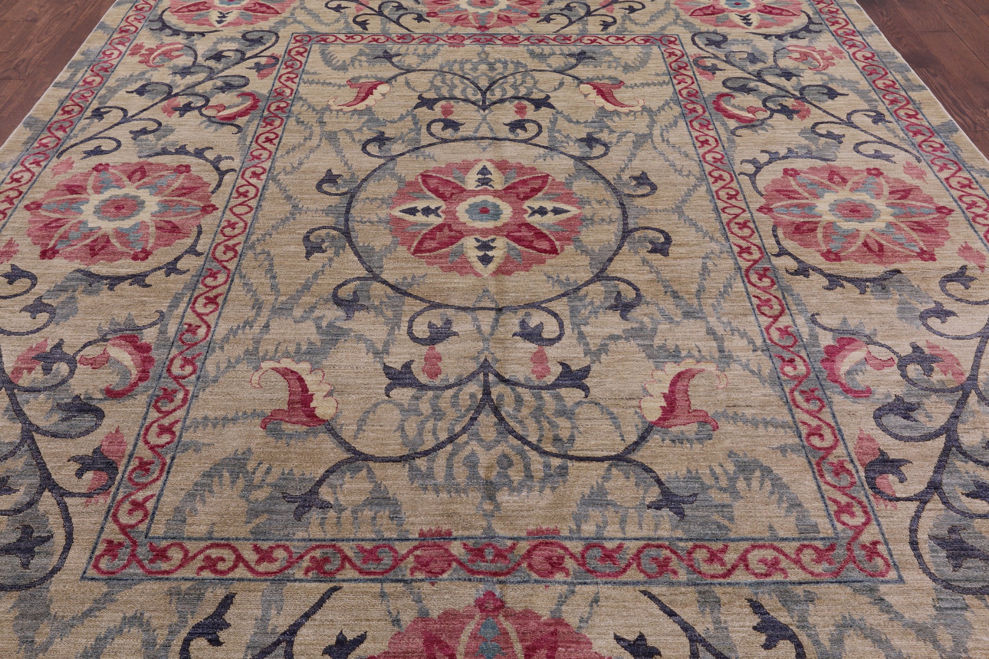 Ivory William Morris Handmade Wool Rug - 9' 1" X 12' 1" - Golden Nile