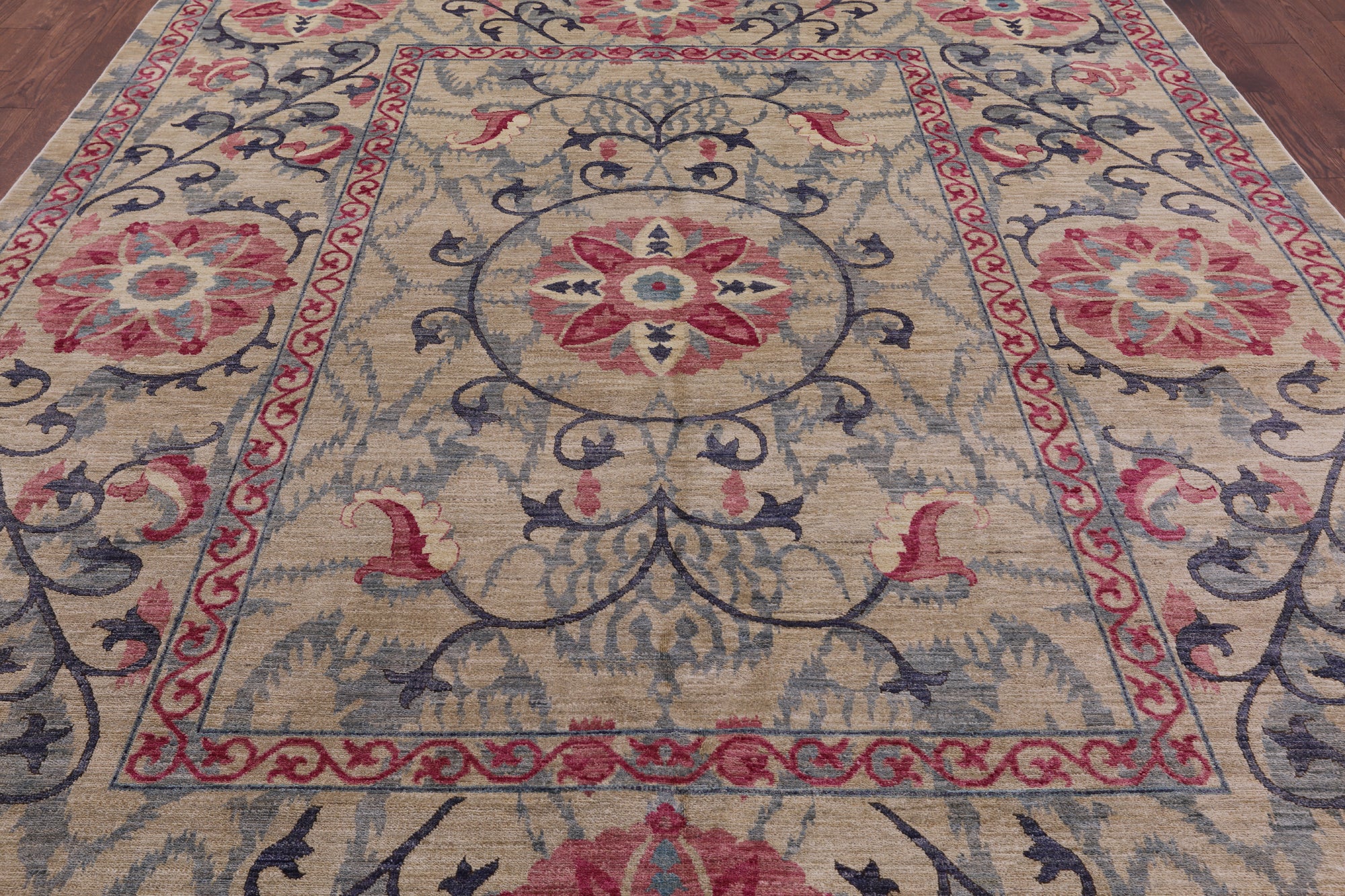 Ivory William Morris Handmade Wool Rug - 9' 1" X 12' 1" - Golden Nile