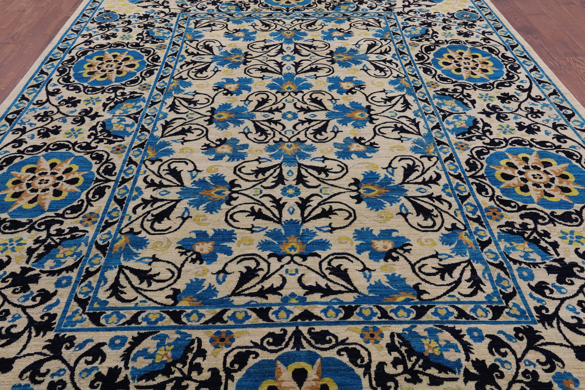 Ivory William Morris Hand Knotted Wool Rug - 8' 9" X 11' 8" - Golden Nile