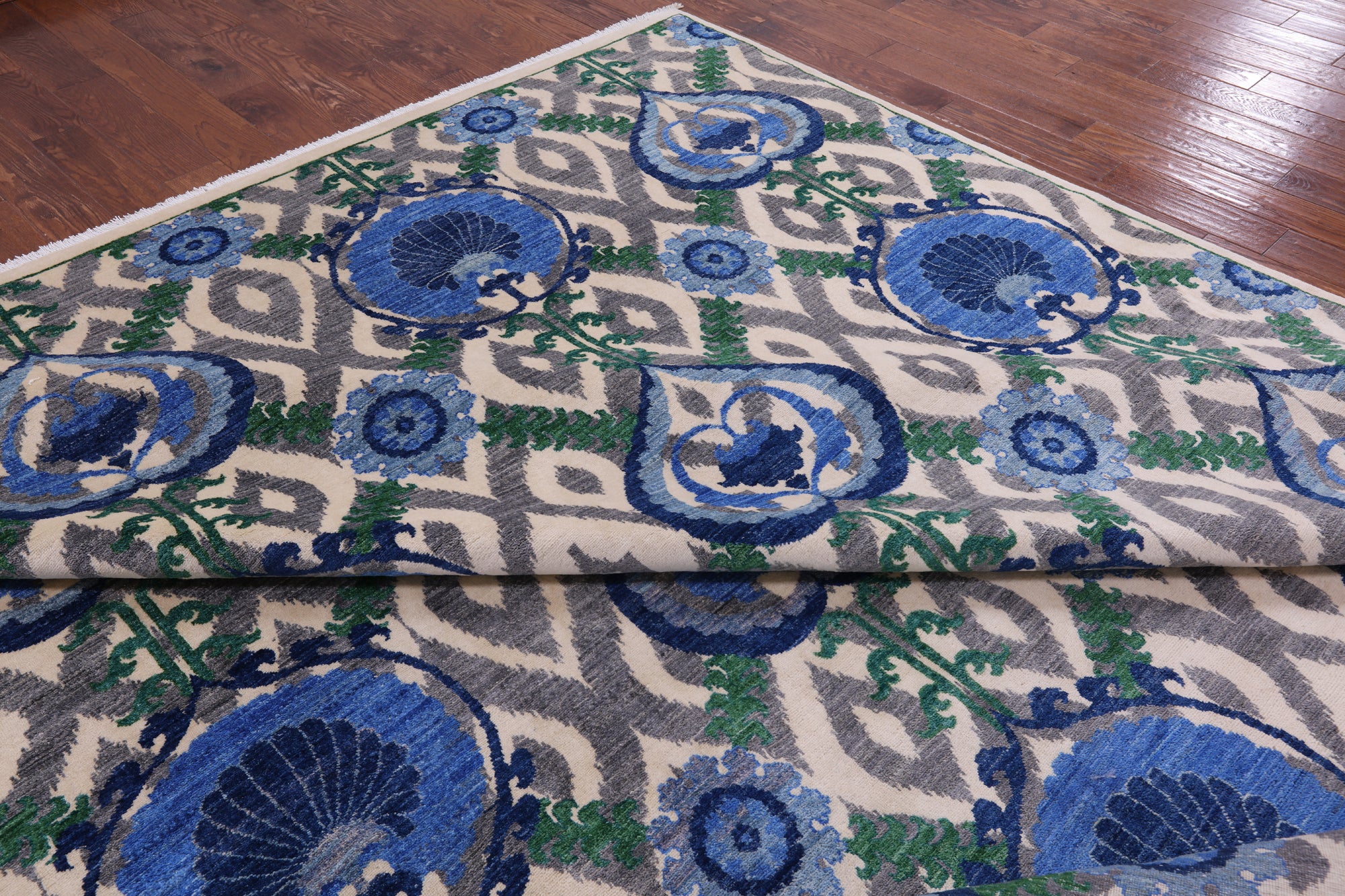 Ivory William Morris Handmade Wool Rug - 12' 1" X 15' 10" - Golden Nile
