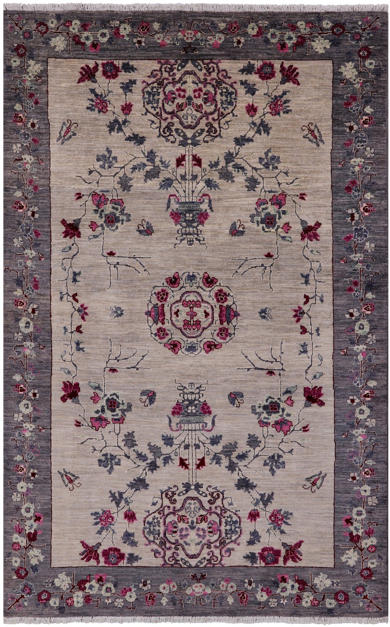 Ivory William Morris Hand Knotted Wool Rug - 5' 0" X 7' 6" - Golden Nile