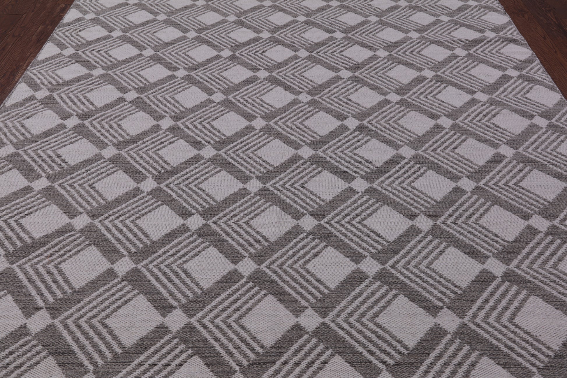 Flat Weave Wool Rug - 8' 1" X 10' 1" - Golden Nile