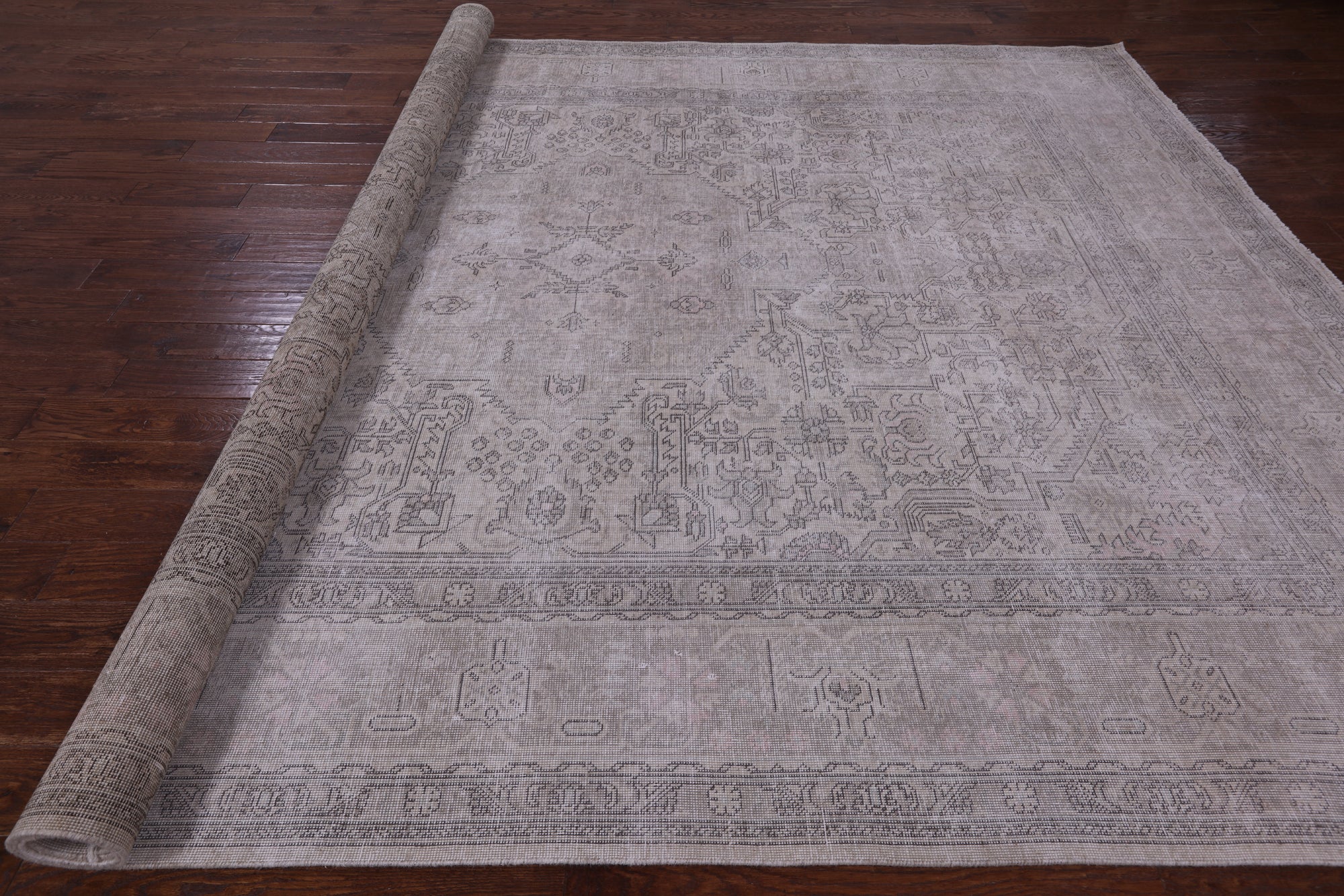 Ivory Persian Vintage White Wash Handmade Wool Rug - 9' 6" X 12' 1" - Golden Nile