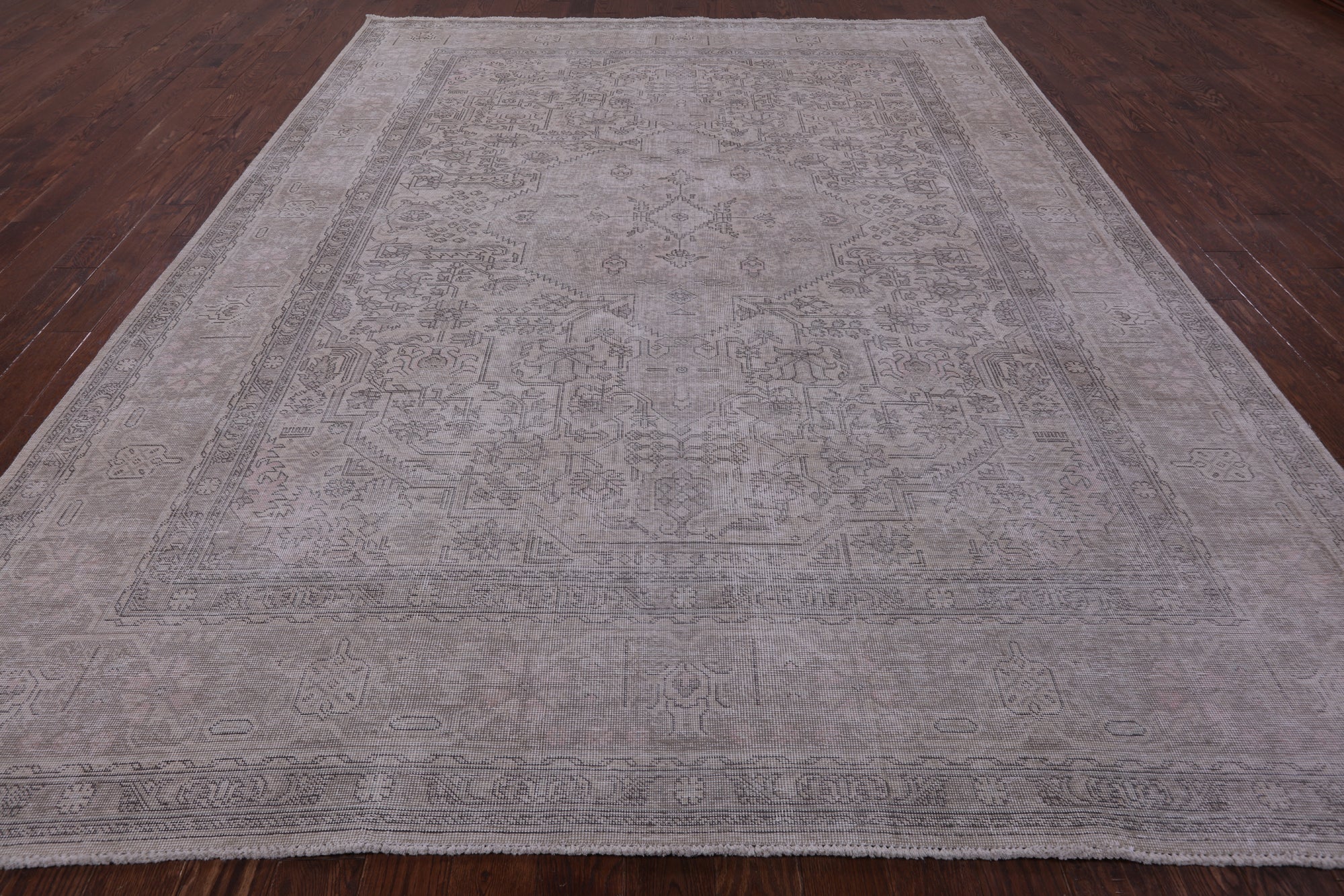 Ivory Persian Vintage White Wash Handmade Wool Rug - 9' 6" X 12' 1" - Golden Nile