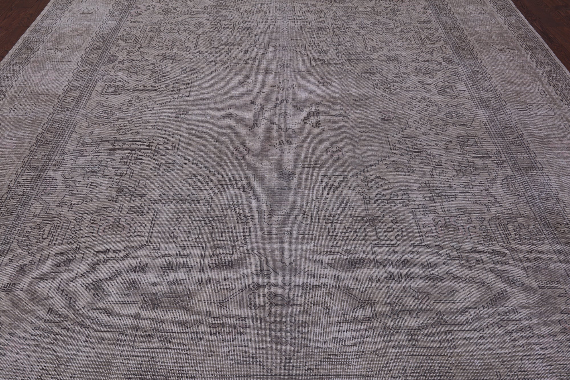 Ivory Persian Vintage White Wash Handmade Wool Rug - 9' 6" X 12' 1" - Golden Nile