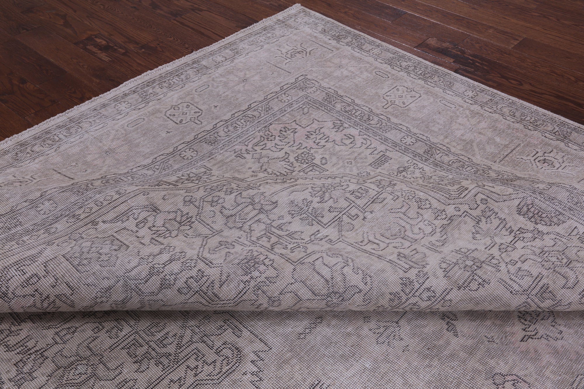 Ivory Persian Vintage White Wash Handmade Wool Rug - 9' 6" X 12' 1" - Golden Nile