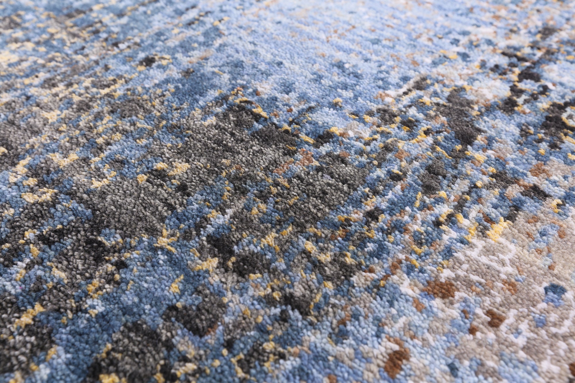 Abstract Modern Hand Knotted Wool & Silk Rug - 5' 11" X 9' 3" - Golden Nile