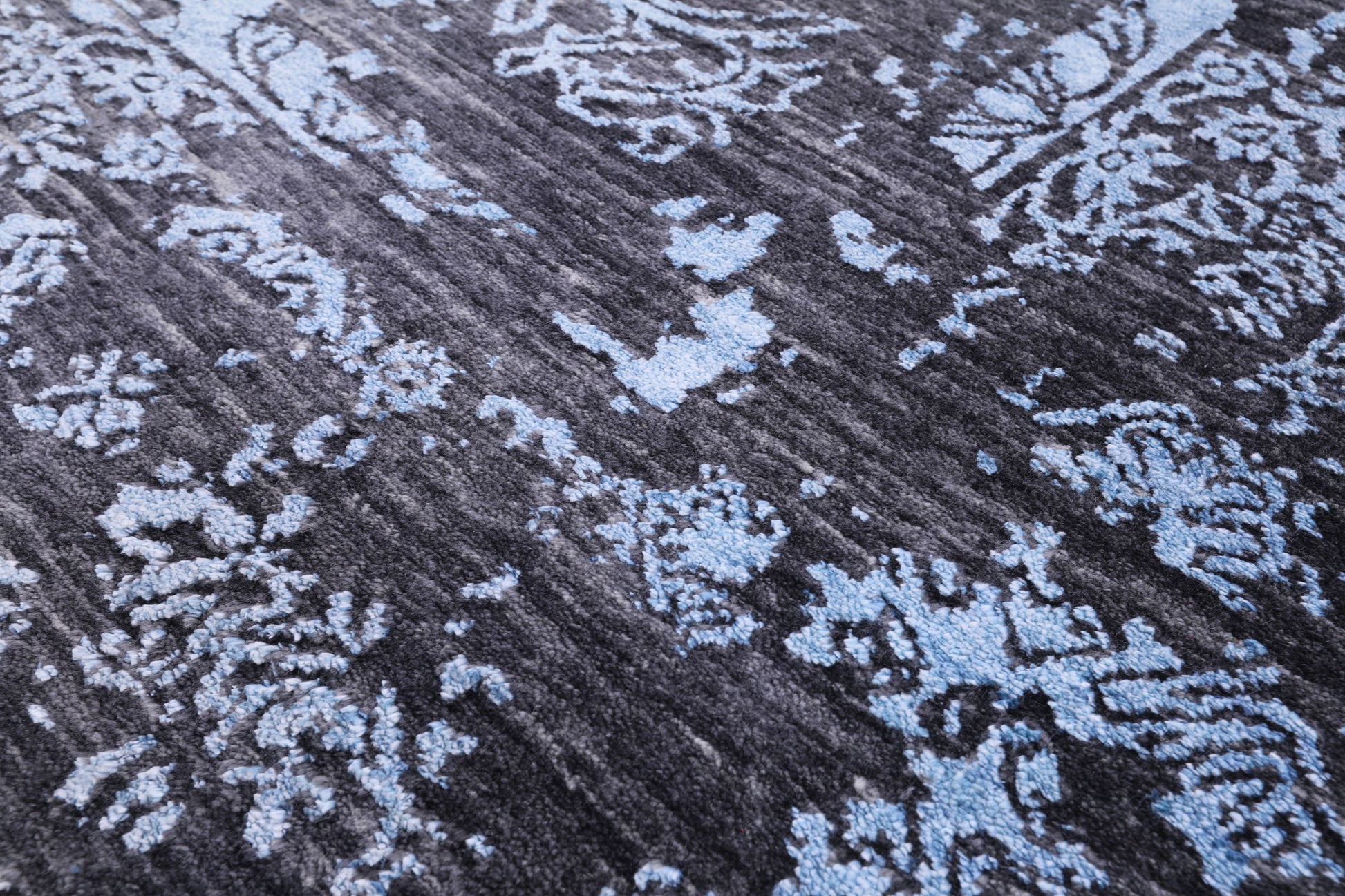 Grey Contemporary Hand Knotted Wool & Silk Rug - 8' 0" X 9' 10" - Golden Nile
