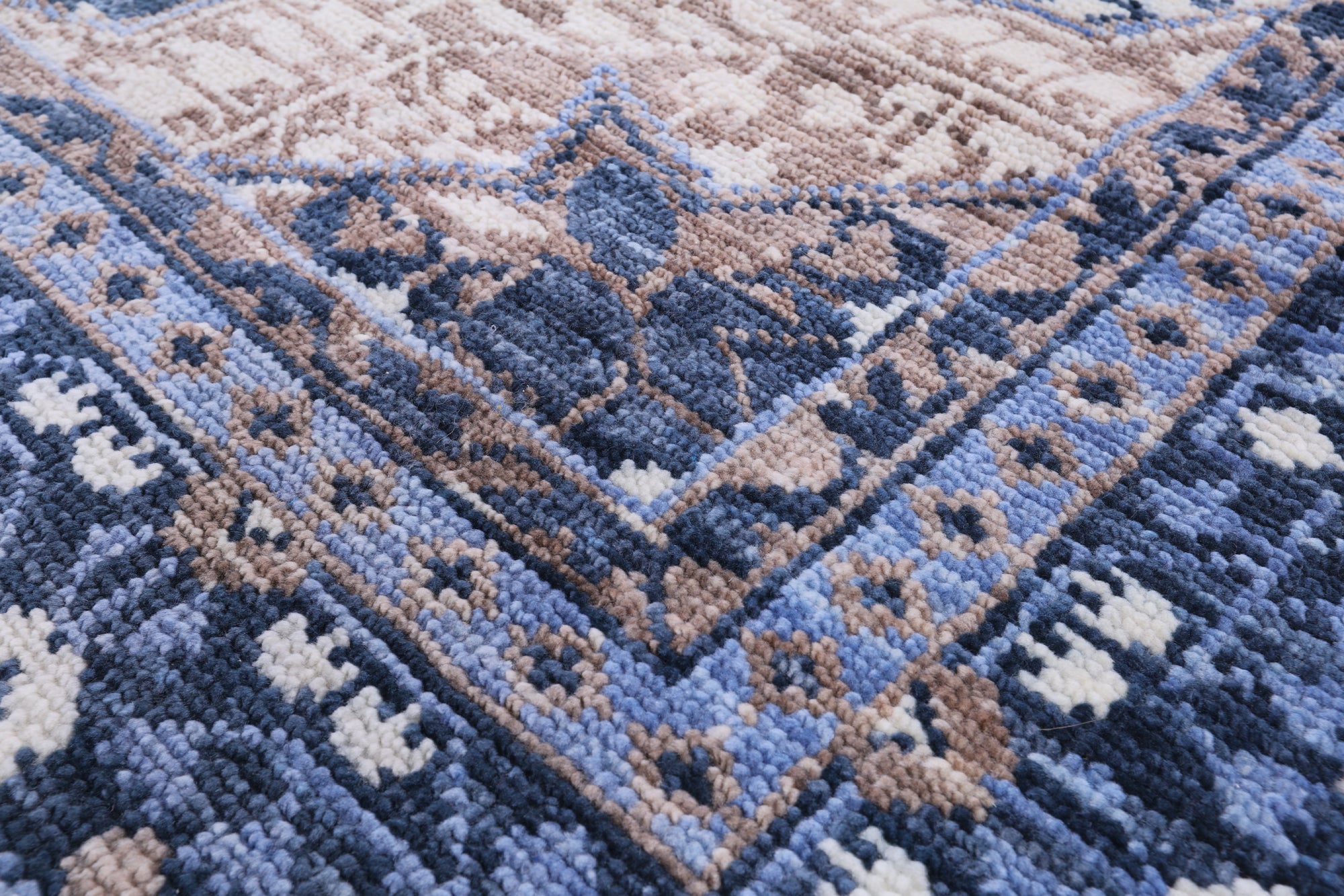 Geometric Persian Mamluk Hand Knotted Wool Rug - 8' 2" X 9' 8" - Golden Nile