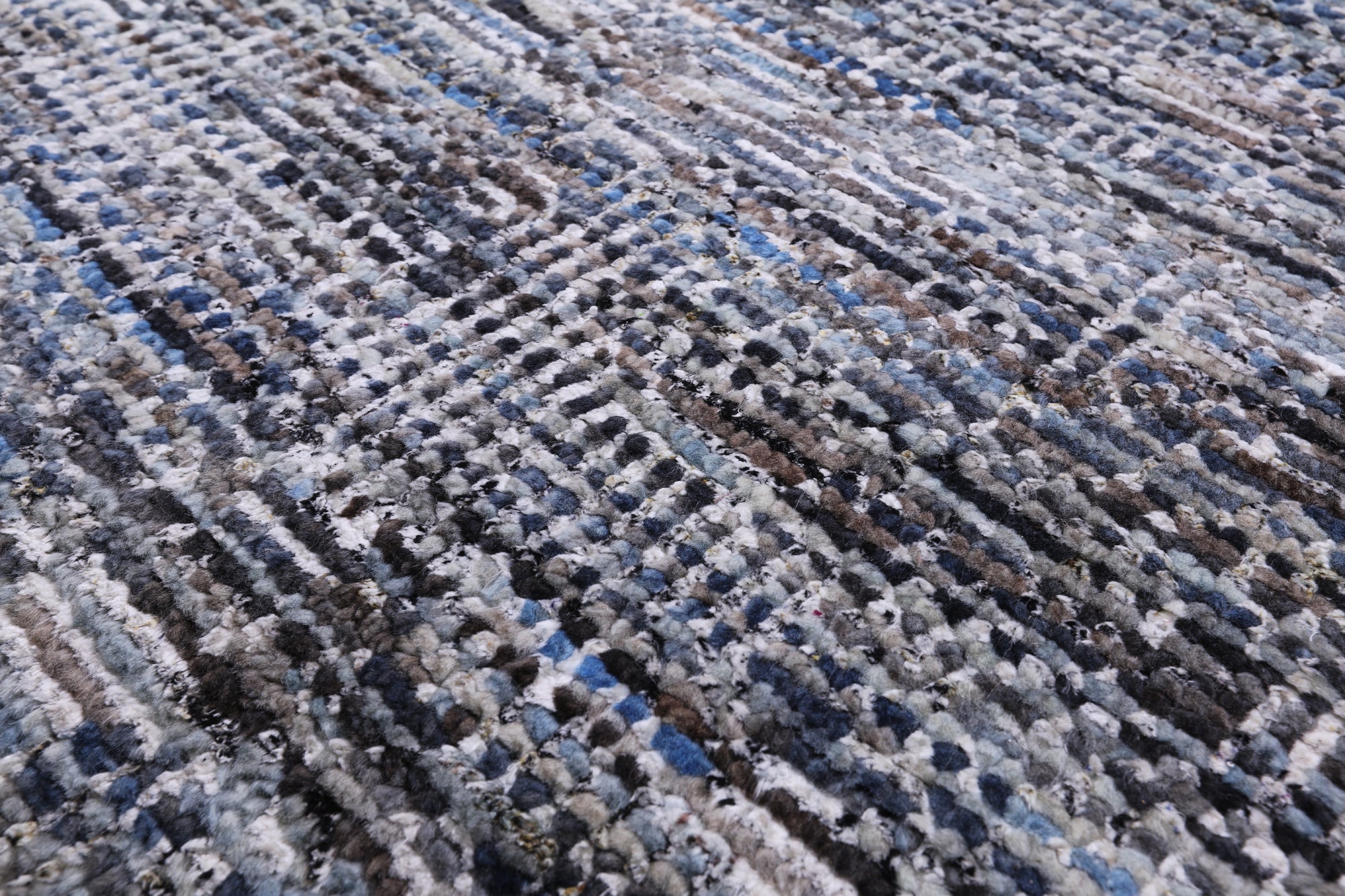 Contemporary Hand Knotted Wool & Silk Rug - 9' 0" X 11' 11" - Golden Nile