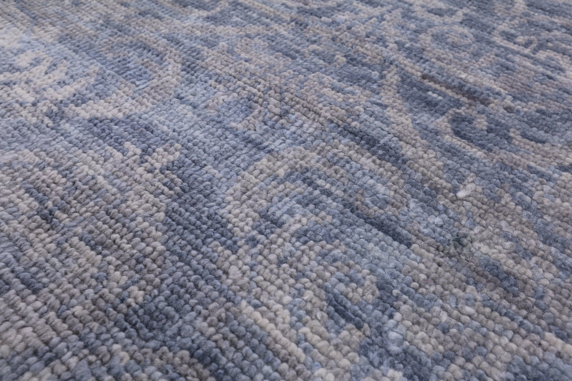 Modern Hand Knotted Wool Rug - 6' 0" X 9' 0" - Golden Nile