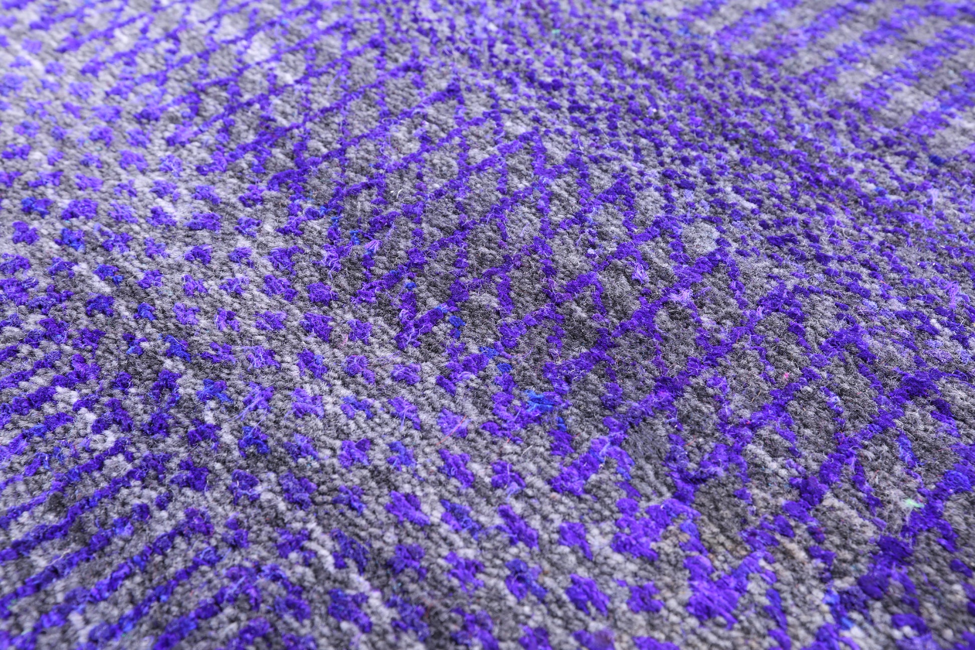 Purple Savannah Grass Handmade Wool & Silk Runner Rug - 2' 8" X 23' 6" - Golden Nile