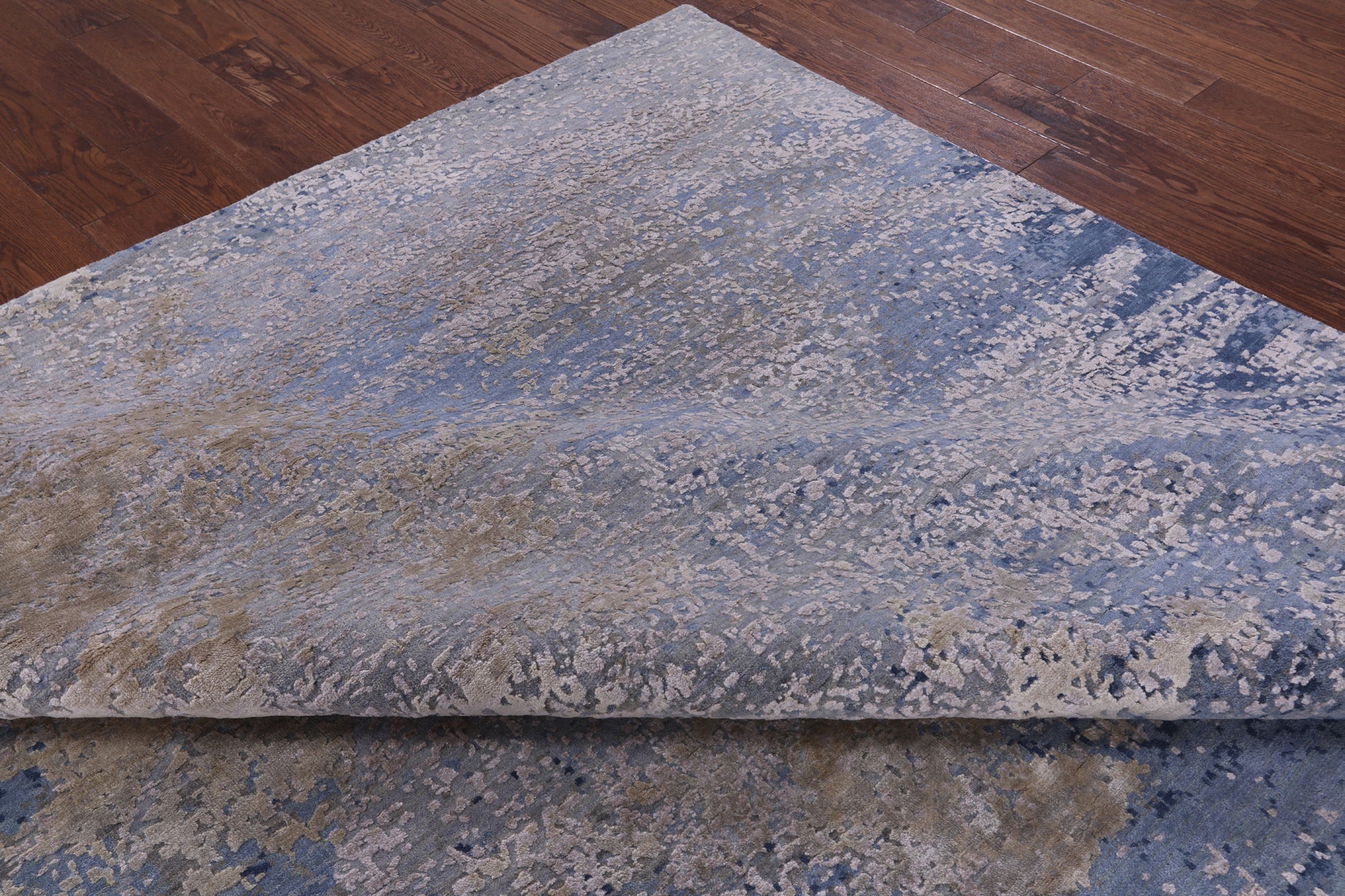 Contemporary Hand Knotted Wool & Silk Ocean Design Rug - 8' 11" X 12' 2" - Golden Nile