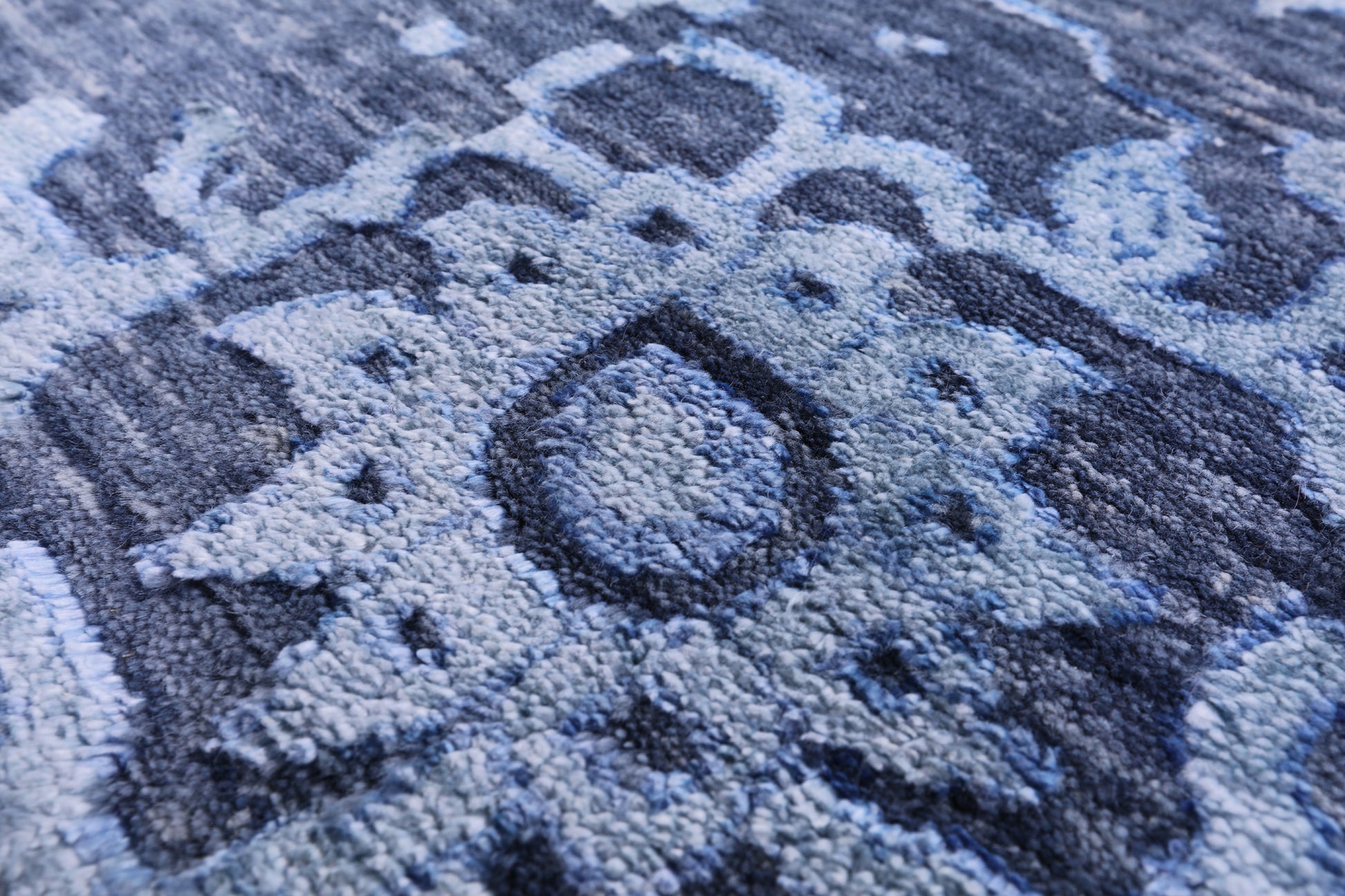Grey Contemporary Handmade Wool & Silk Rug - 10' 0" X 14' 1" - Golden Nile