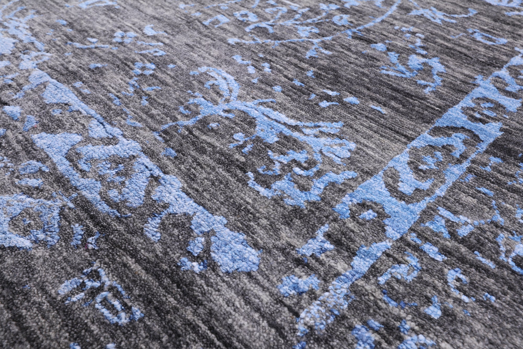 Grey Modern Hand Knotted Wool & Silk Rug - 8' 1" X 9' 10" - Golden Nile