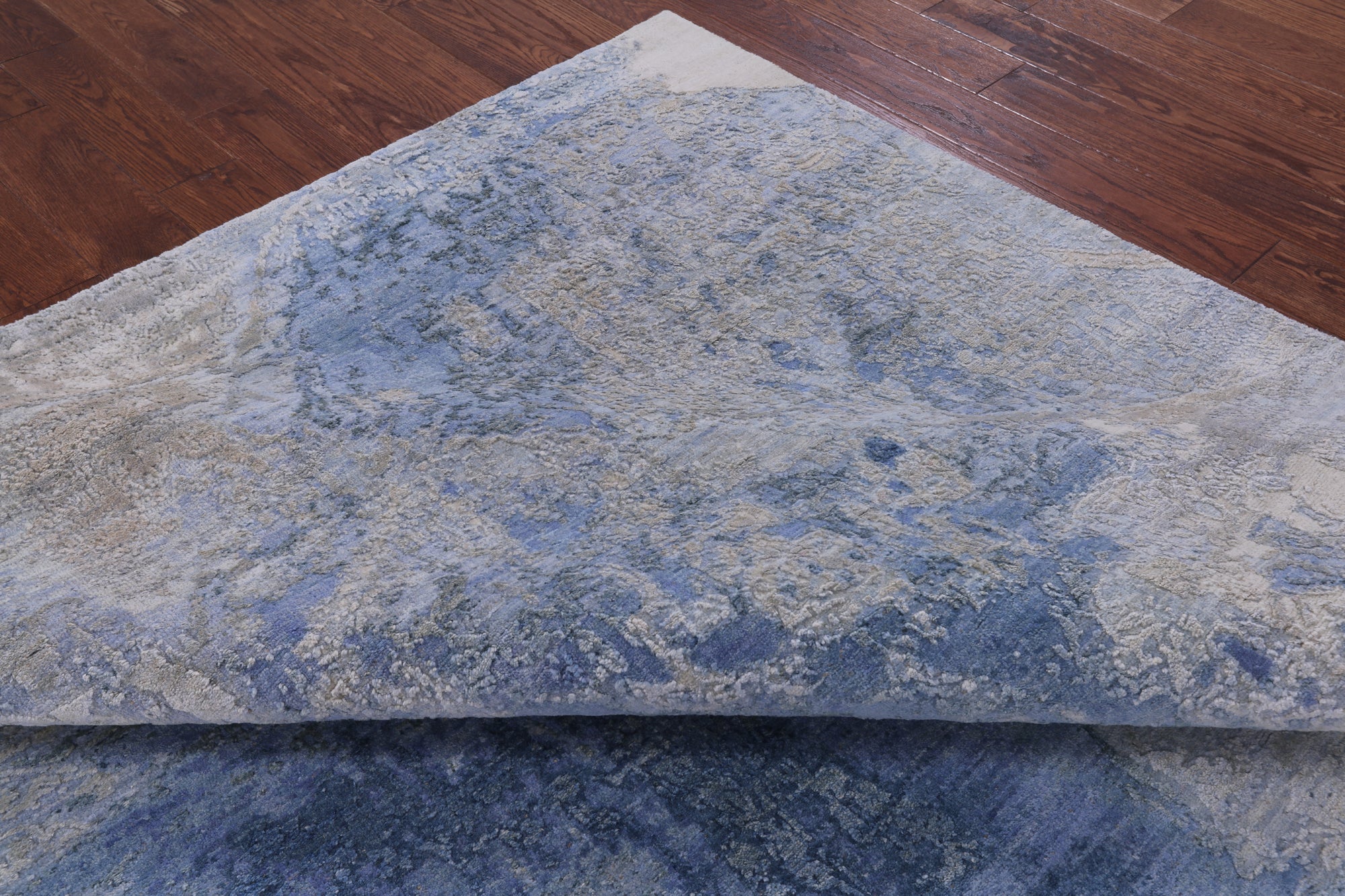 Contemporary Hand Knotted Wool & Silk Rug - 7' 11" X 10' 1" - Golden Nile