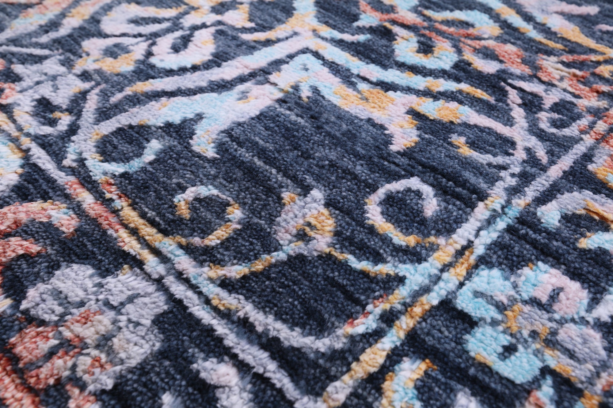 Modern Handmade Wool & Silk Rug - 8' 0" X 10' 0" - Golden Nile