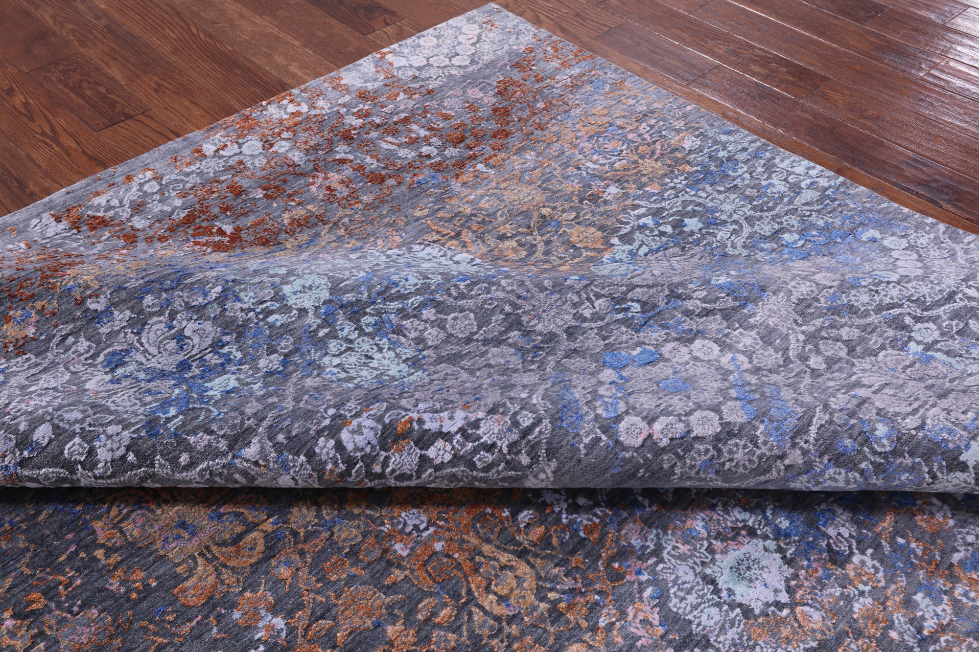 Modern Hand Knotted Wool & Silk Rug - 7' 11" X 10' 3" - Golden Nile