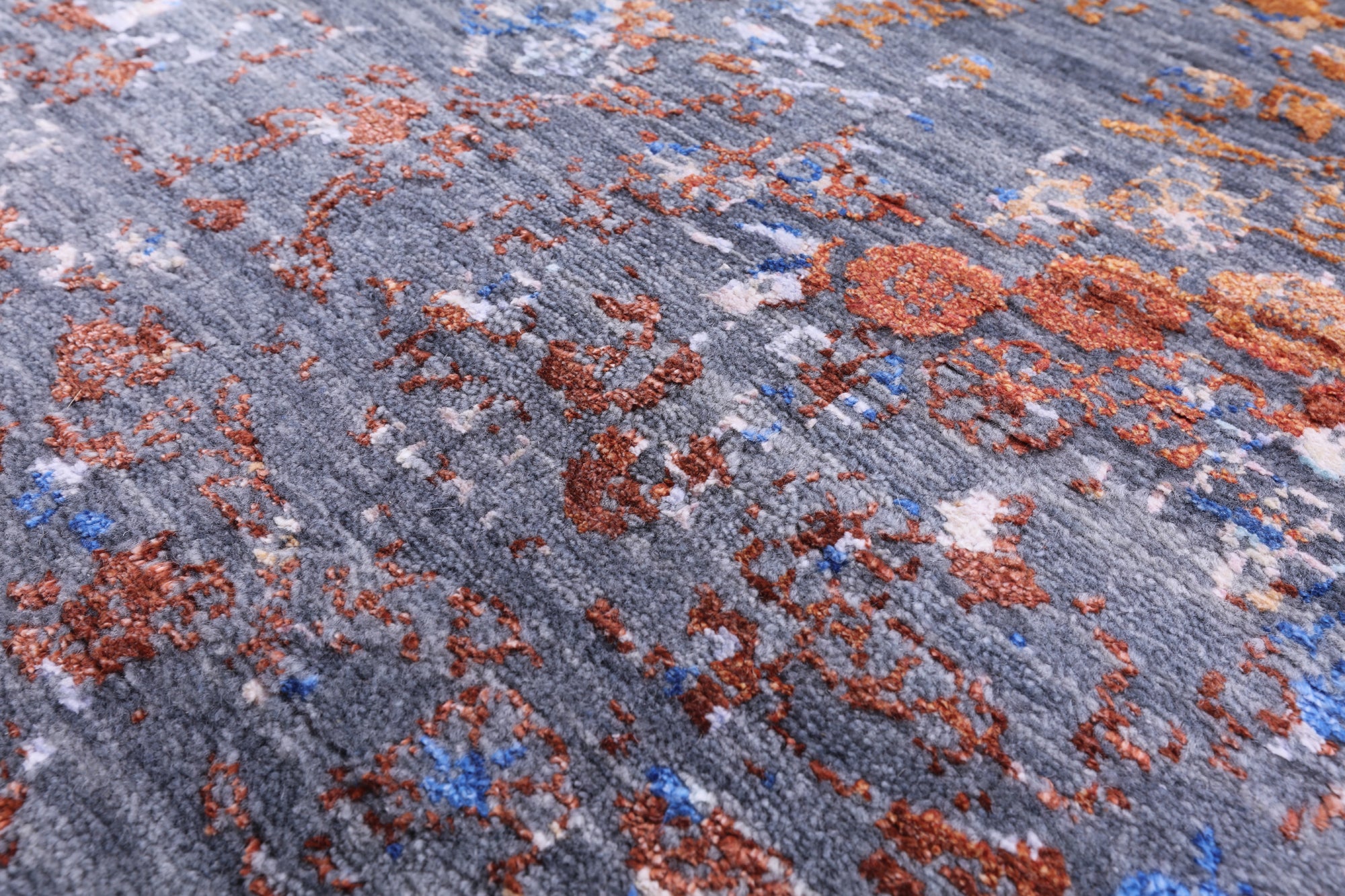 Modern Hand Knotted Wool & Silk Rug - 7' 11" X 10' 3" - Golden Nile