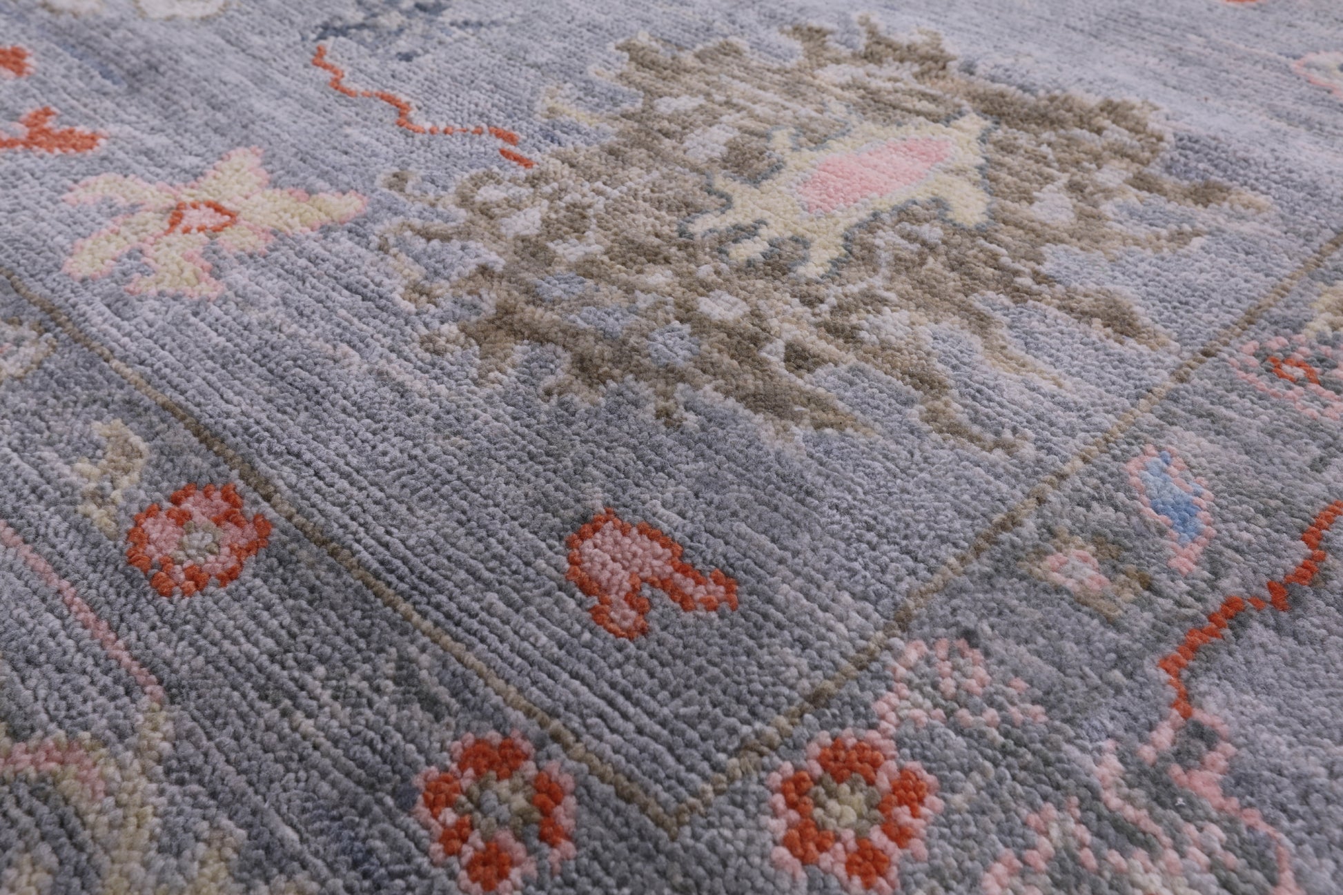 Turkish Oushak Hand Knotted Wool Rug - 7' 10" X 9' 11" - Golden Nile