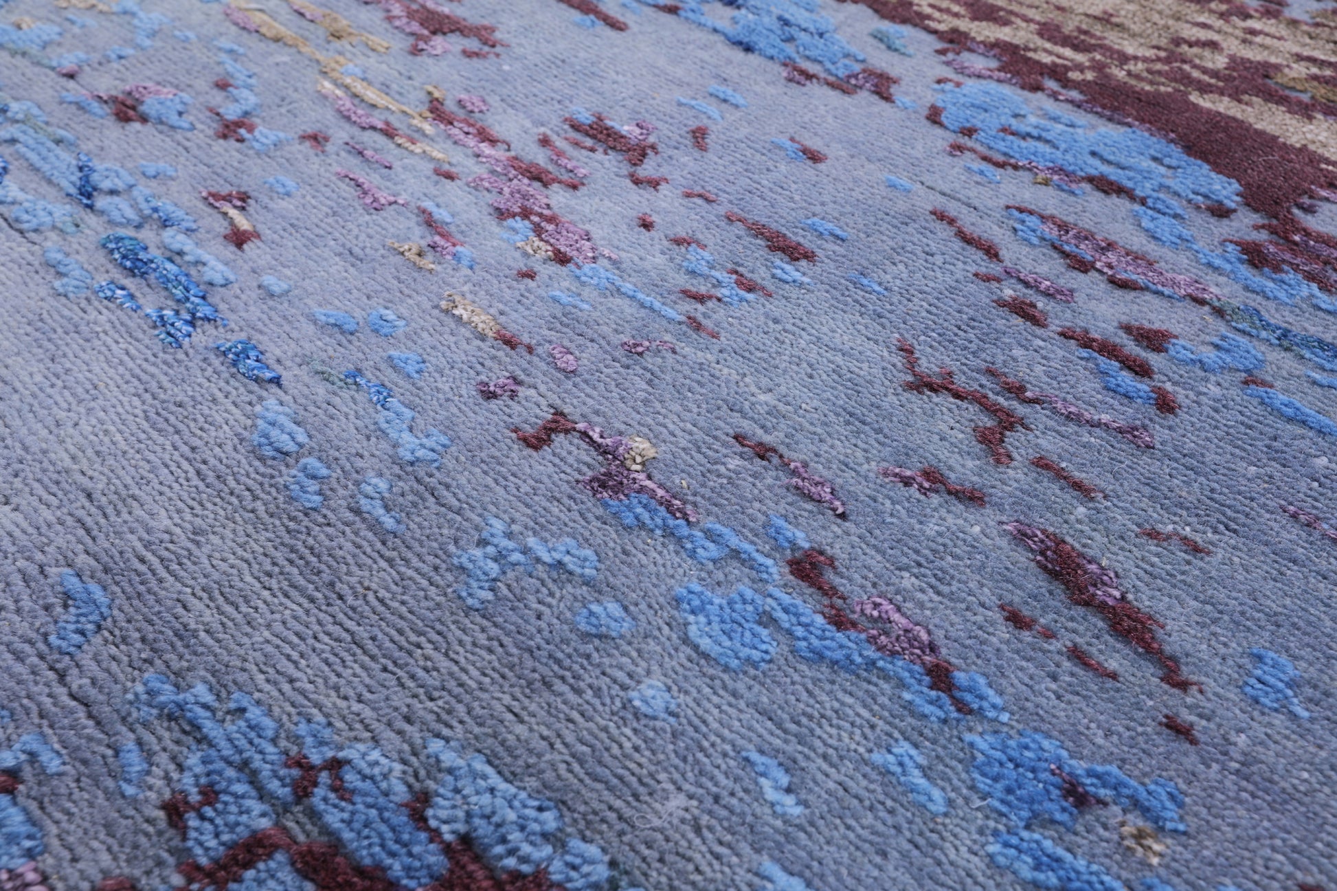 Abstract Contemporary Hand Knotted Wool & Silk Rug - 8' 1" X 10' 0" - Golden Nile