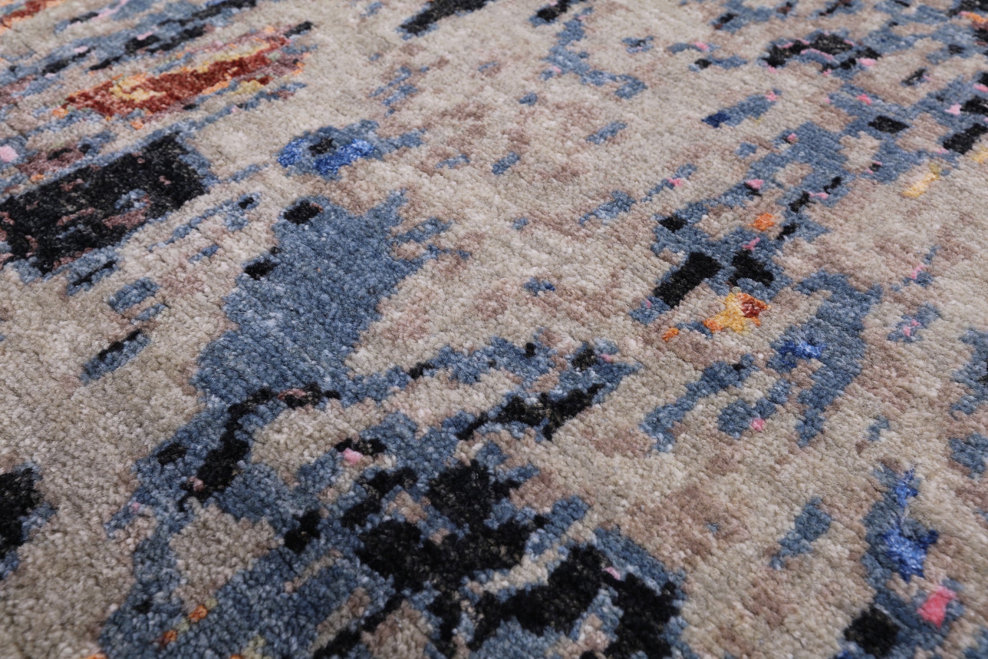 Abstract Modern Hand Knotted Wool & Silk Rug - 9' 11" X 14' 3" - Golden Nile