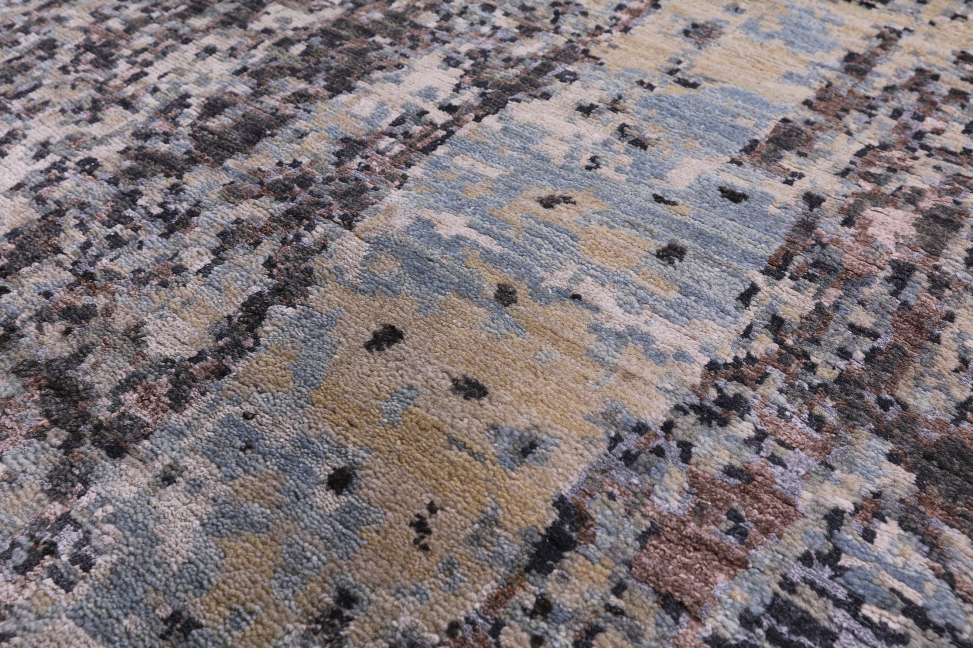 Abstract Contemporary Hand Knotted Wool & Silk Rug - 9' 0" X 12' 3" - Golden Nile