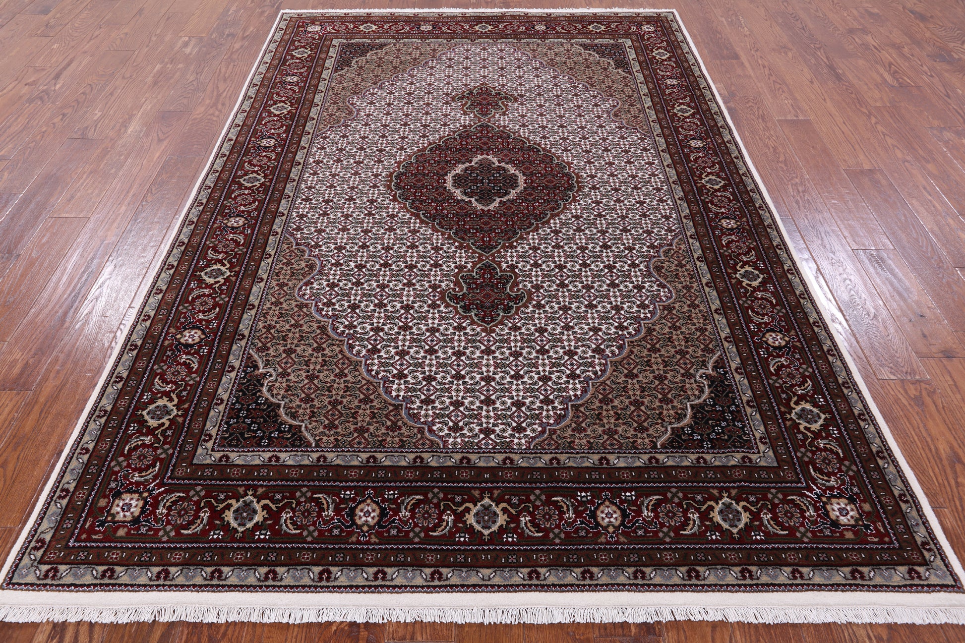 Ivory Bijar Hand Knotted Wool & Silk Rug - 6' 1" X 9' 0" - Golden Nile
