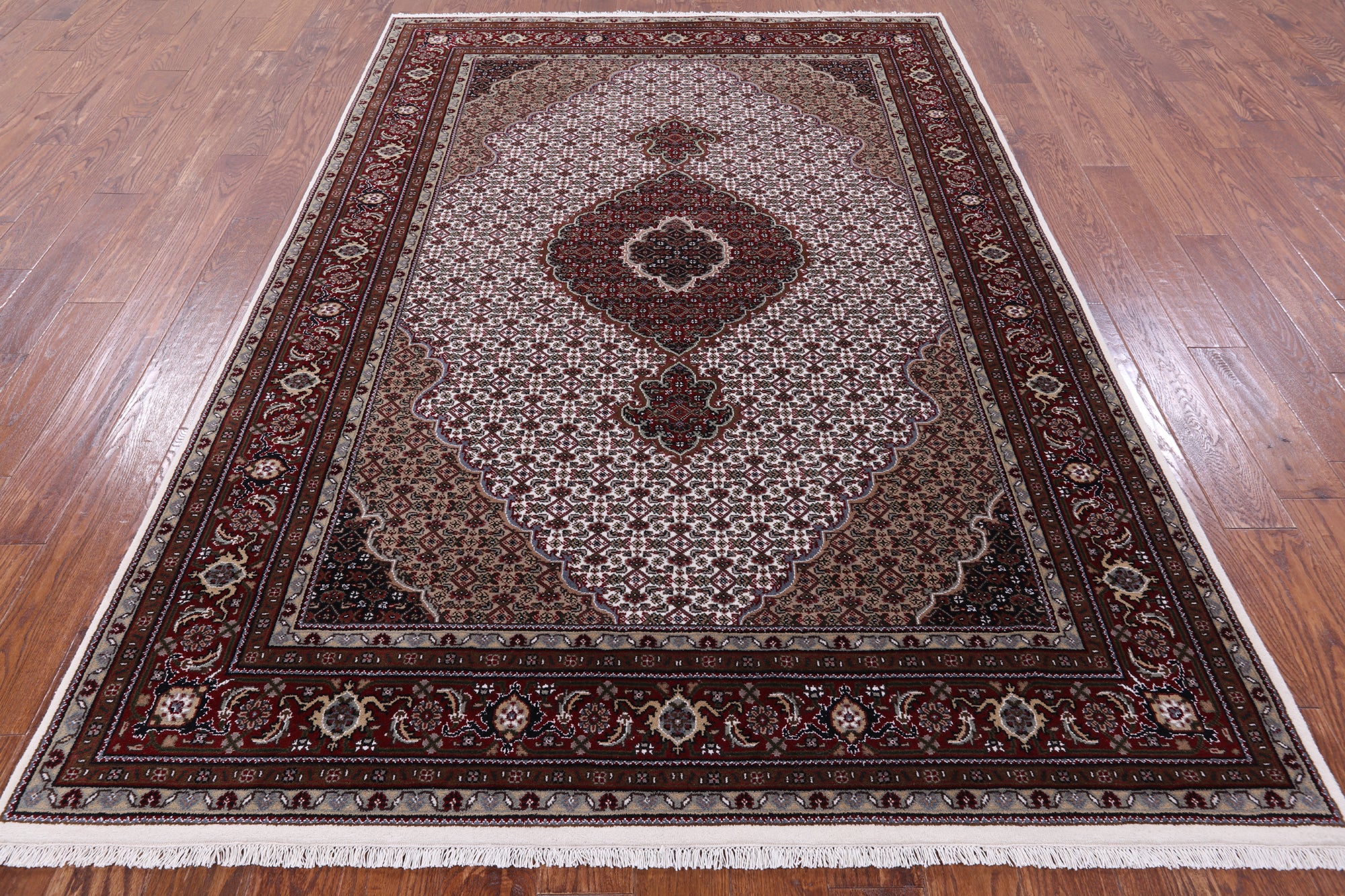 Ivory Bijar Hand Knotted Wool & Silk Rug - 6' 1" X 9' 0" - Golden Nile