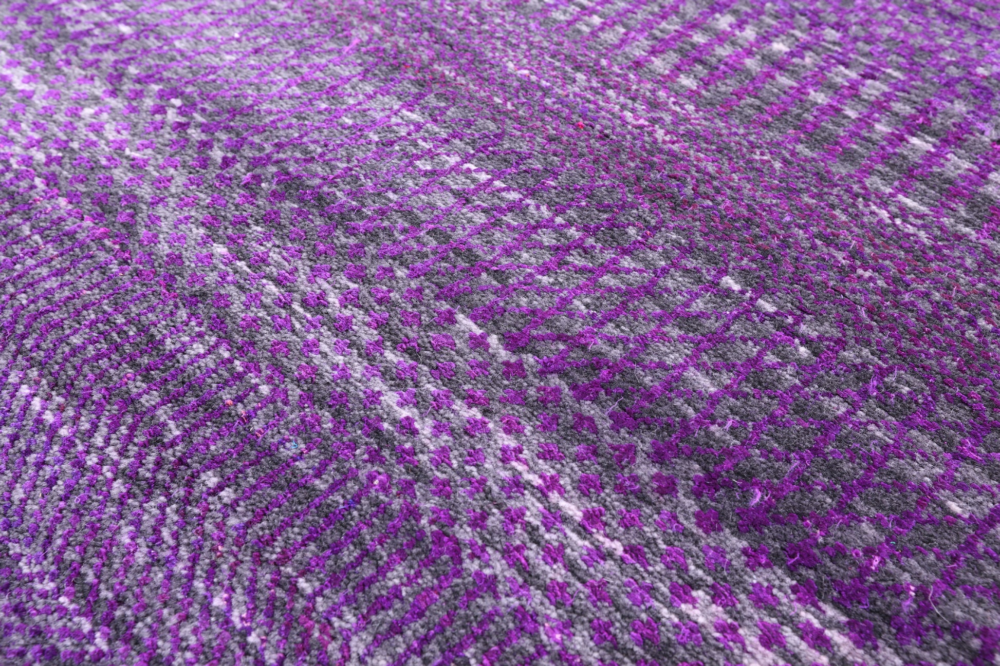 Purple Savannah Grass Hand Knotted Wool & Silk Runner Rug - 2' 7" X 27' 9" - Golden Nile