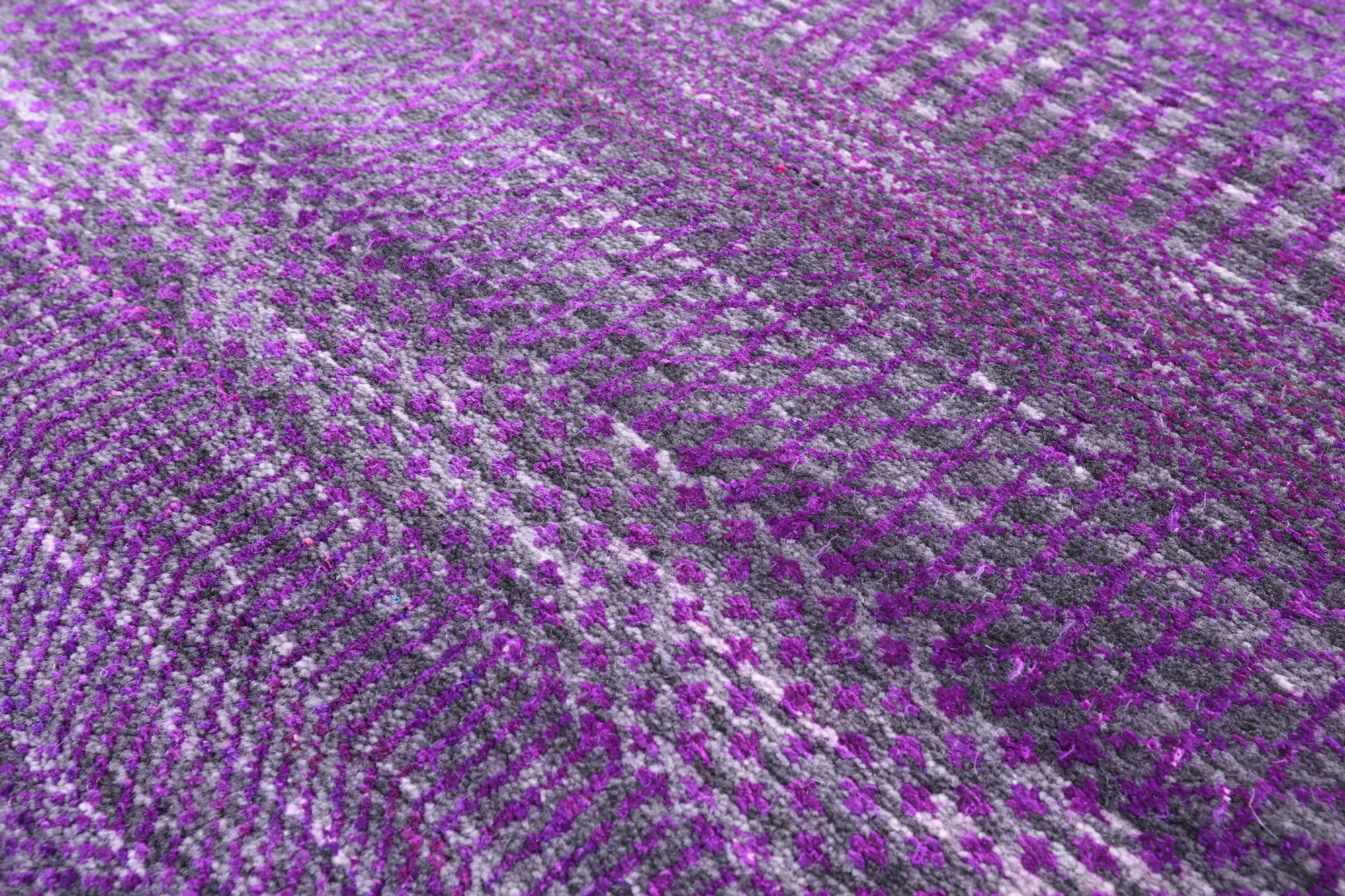 Purple Savannah Grass Hand Knotted Wool & Silk Runner Rug - 2' 7" X 27' 9" - Golden Nile