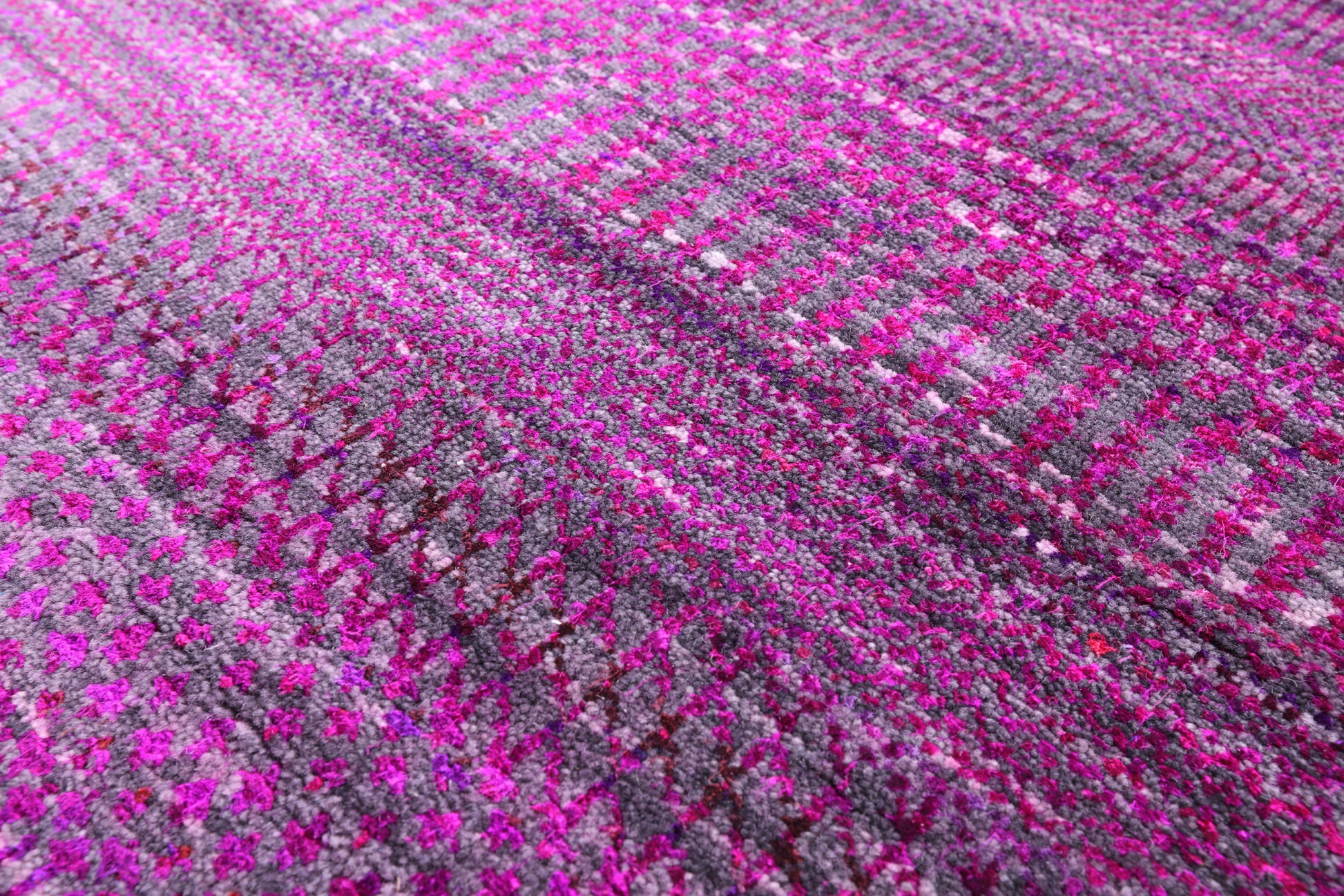 Purple Savannah Grass Hand Knotted Wool & Silk Rug - 9' 11" X 19' 7" - Golden Nile