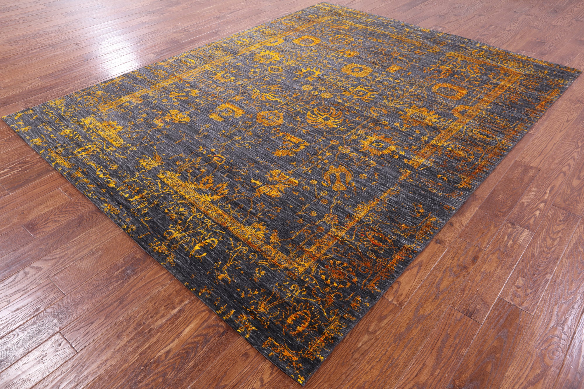 Grey Persian Hand Knotted Wool & Silk Rug - 7' 11" X 10' 3" - Golden Nile