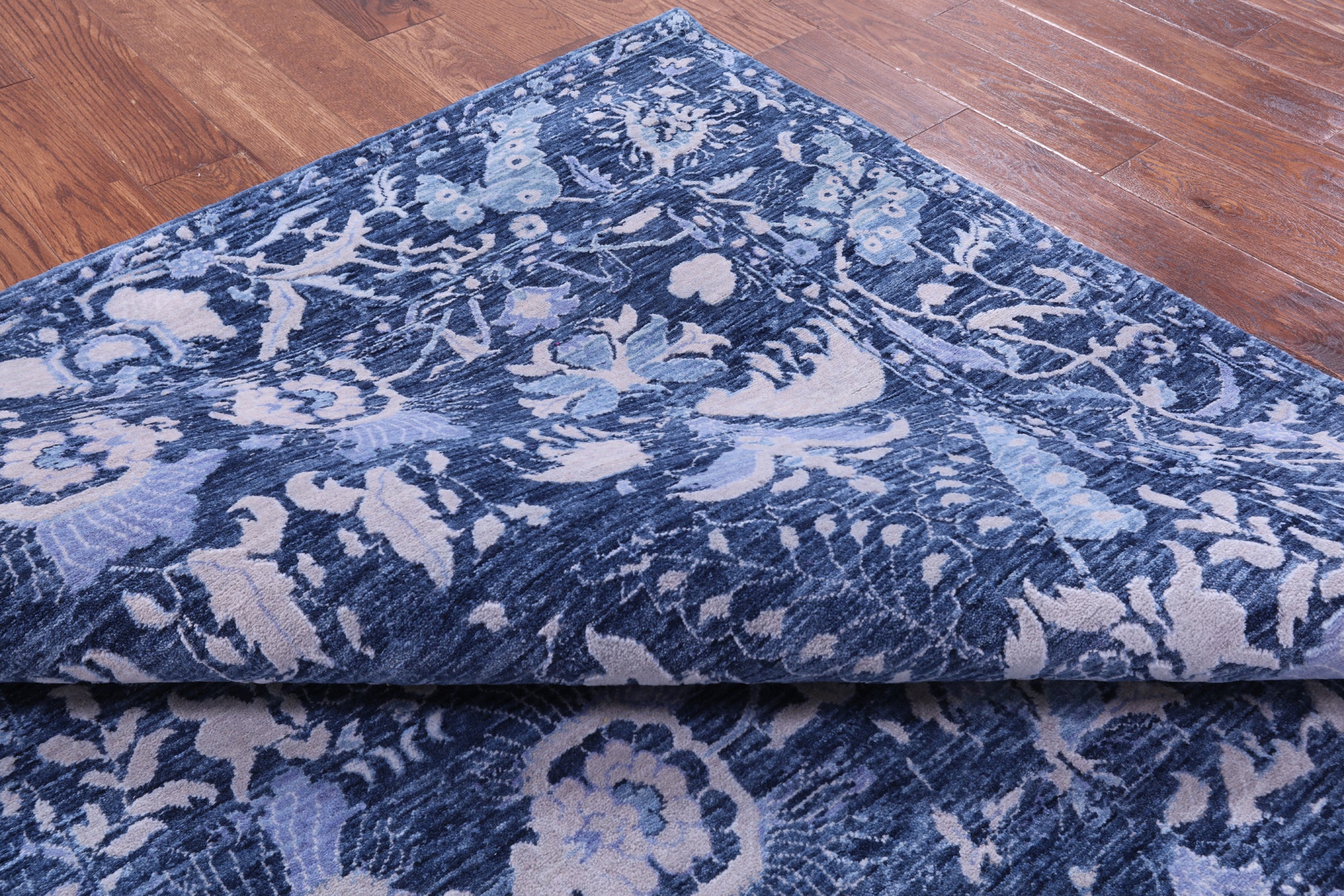 Blue Contemporary Hand Knotted Wool & Silk Rug - 6' 0" X 8' 11" - Golden Nile
