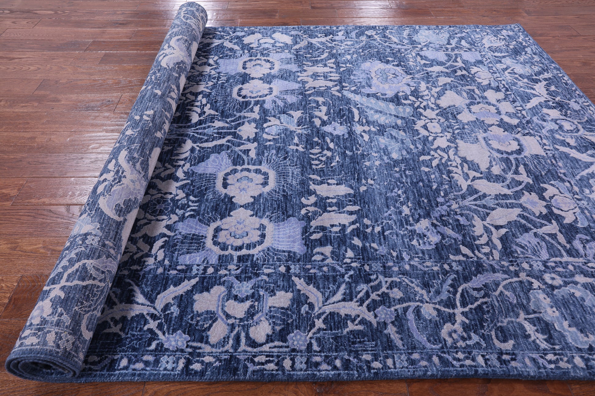 Blue Contemporary Hand Knotted Wool & Silk Rug - 6' 0" X 8' 11" - Golden Nile