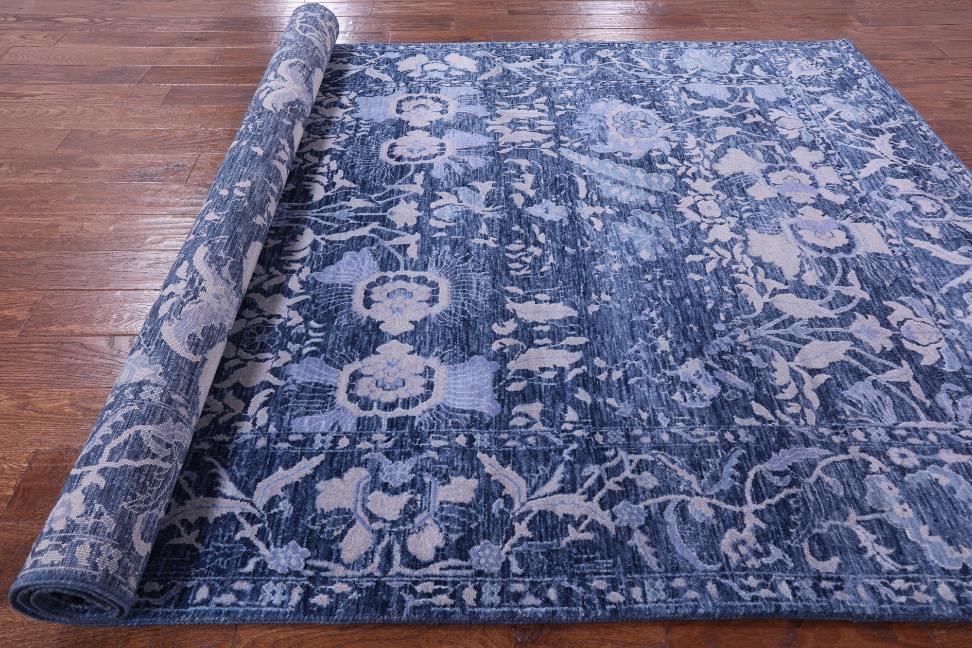 Blue Contemporary Hand Knotted Wool & Silk Rug - 6' 0" X 8' 11" - Golden Nile