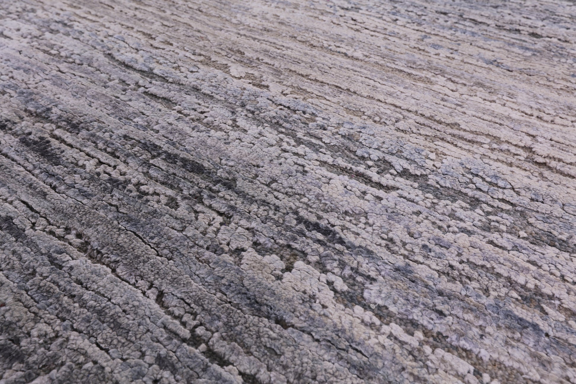 Contemporary Hand Knotted Wool & Silk Rug - 7' 10" X 10' 0" - Golden Nile