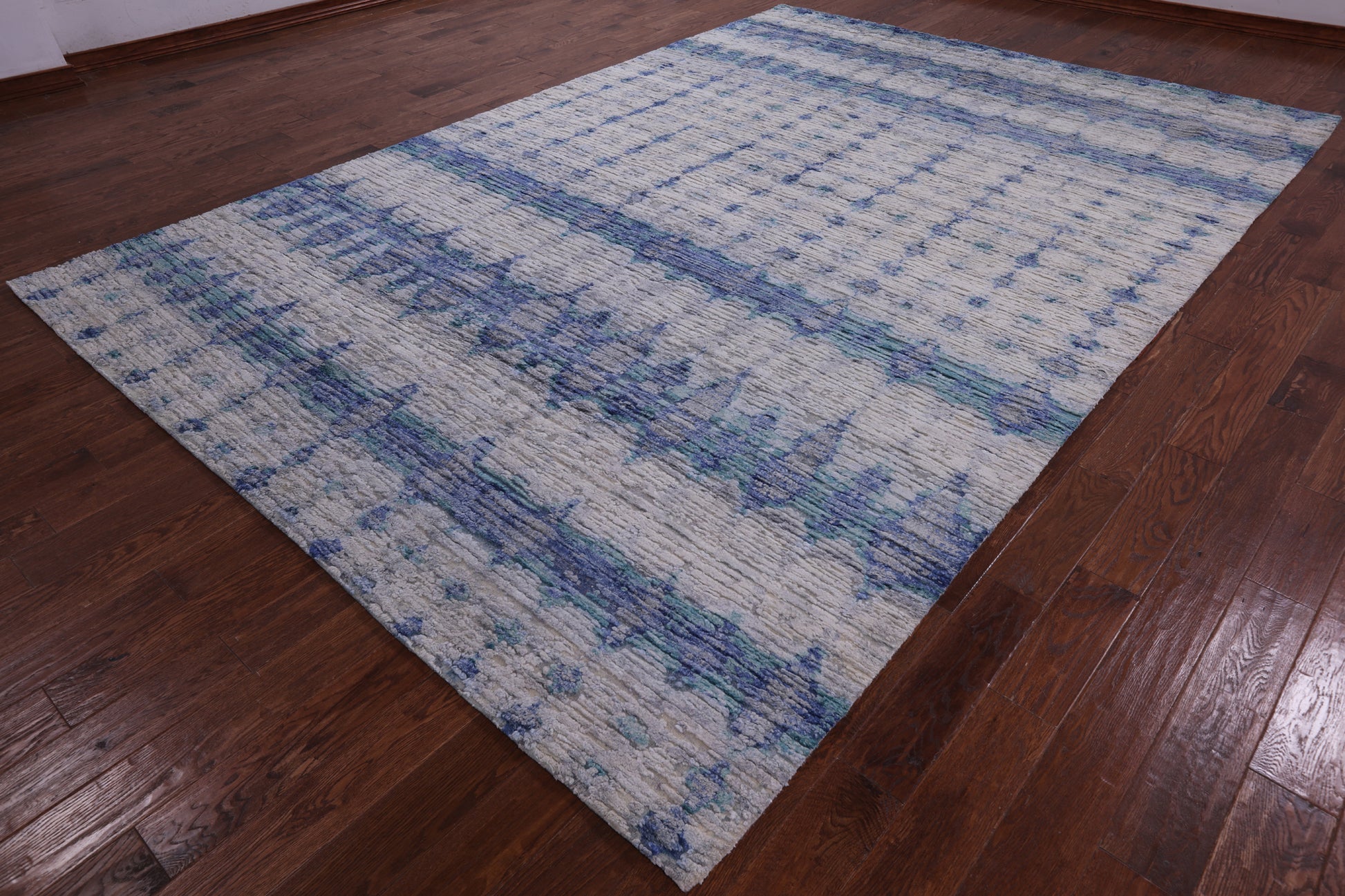 Contemporary Hand Knotted Wool & Silk Rug - 8' 8" X 12' 7" - Golden Nile