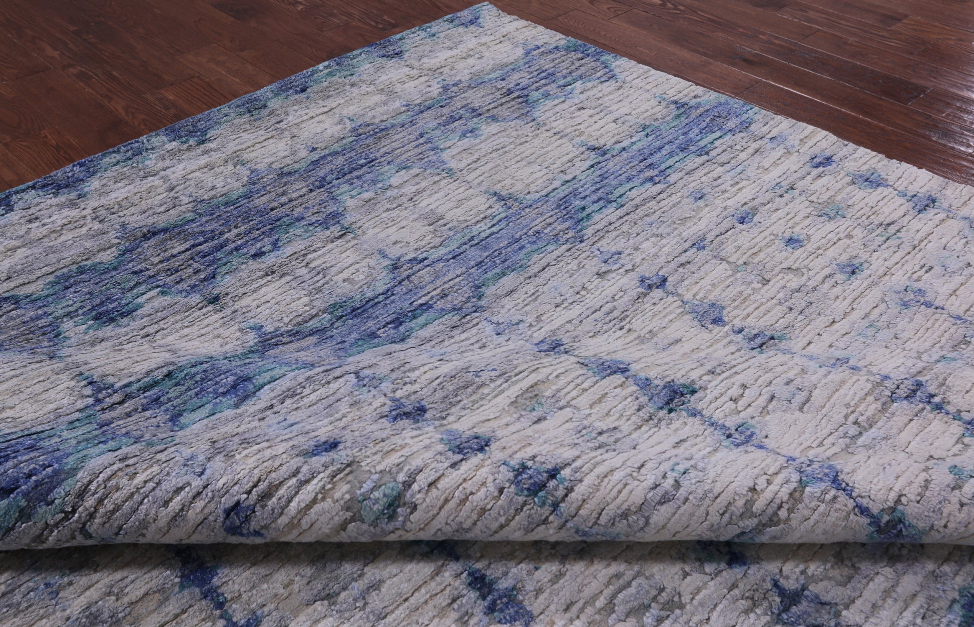 Contemporary Hand Knotted Wool & Silk Rug - 8' 8" X 12' 7" - Golden Nile