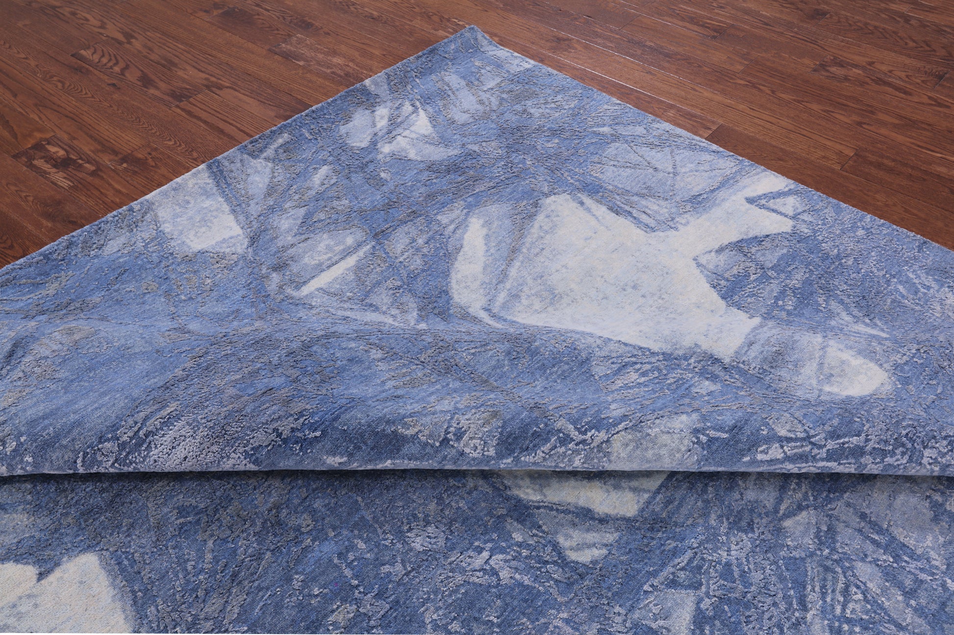 Abstract Modern Hand Knotted Wool & Silk Rug - 7' 11" X 10' 0" - Golden Nile
