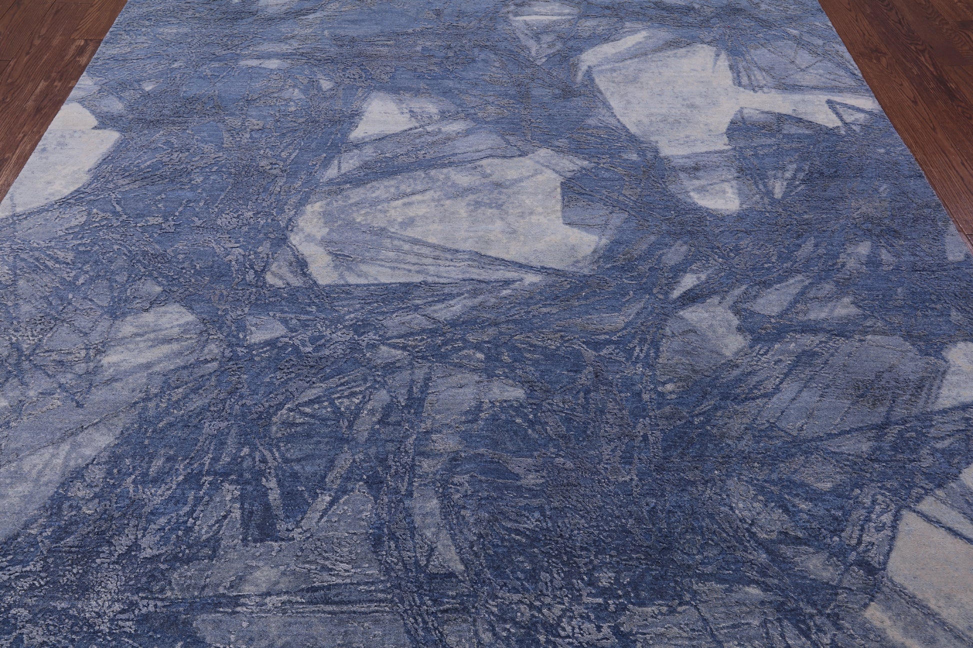 Abstract Modern Hand Knotted Wool & Silk Rug - 7' 11" X 10' 0" - Golden Nile