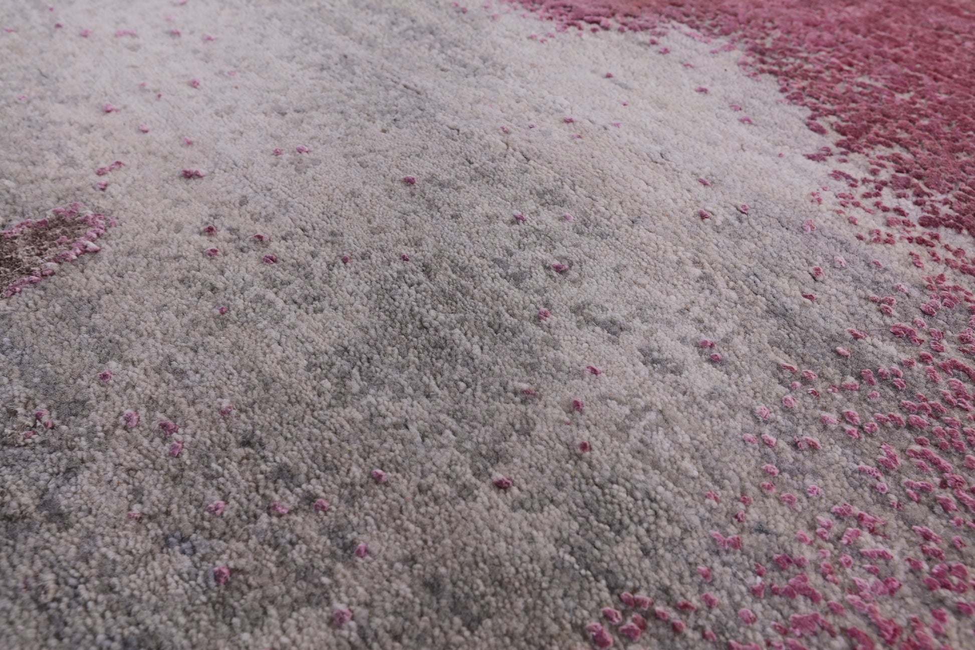Abstract Modern Hand Knotted Wool & Silk Rug - 8' 1" X 10' 3" - Golden Nile