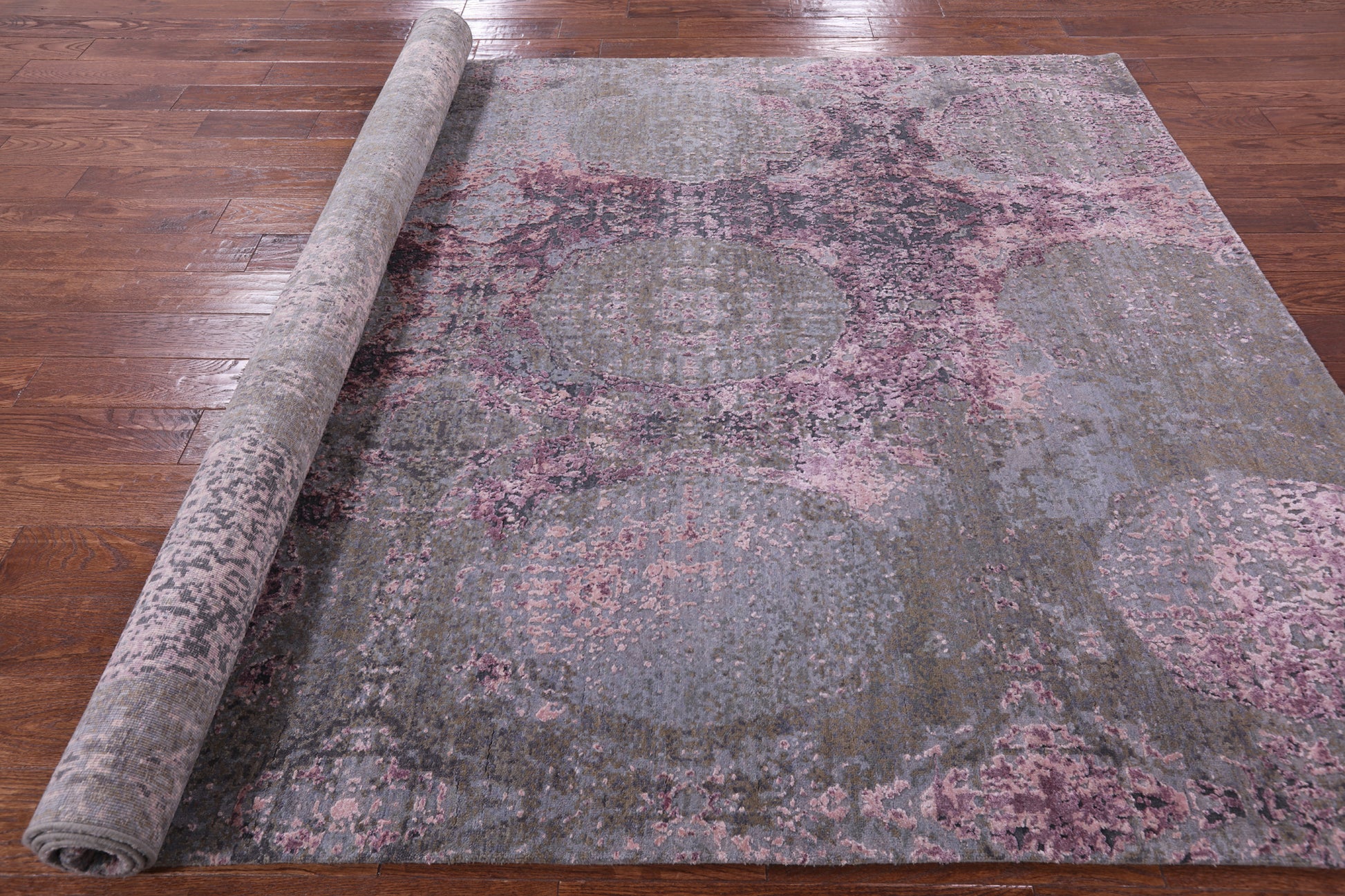 Abstract Modern Hand Knotted Wool & Silk Rug - 6' 6" X 9' 11" - Golden Nile